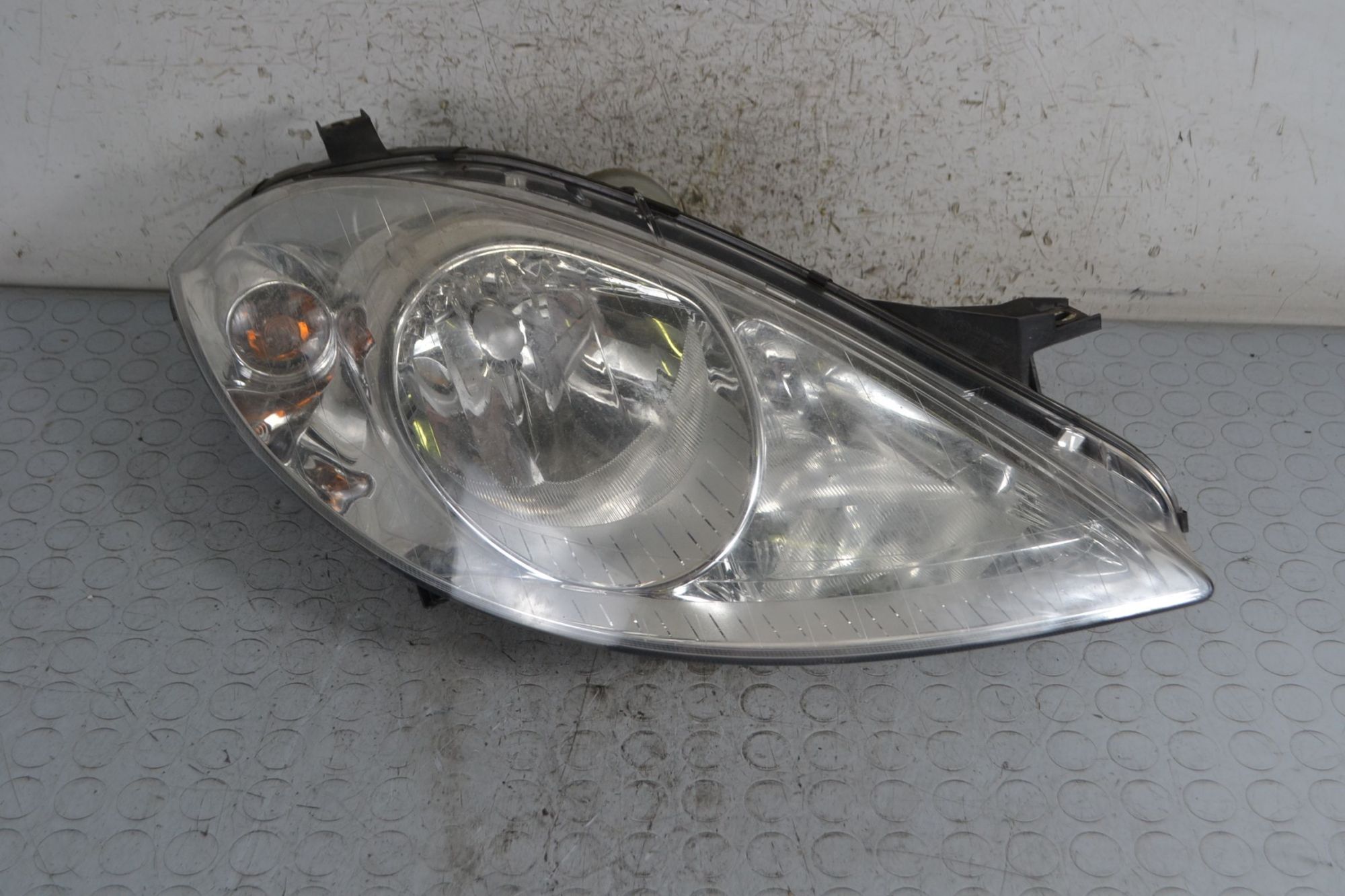 Faro Anteriore DX Mercedes Classe A W169 dal 2004 al 2008 Cod a1698200261  1693902446039