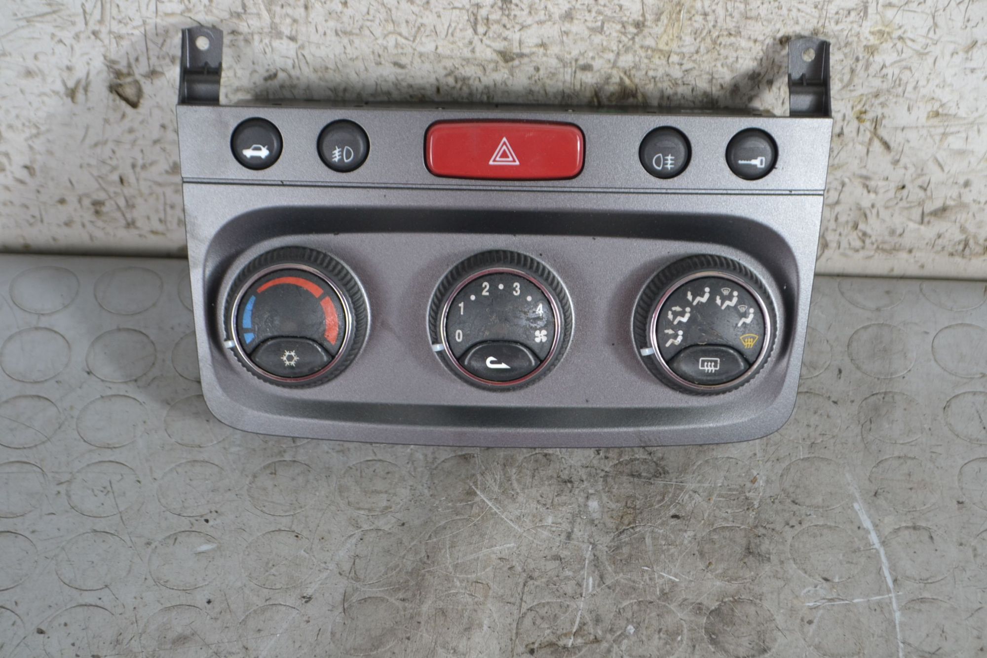 Controllo comando clima Alfa Romeo 147 Dal 2005 al 2010 Cod 1560759370  1693905809695