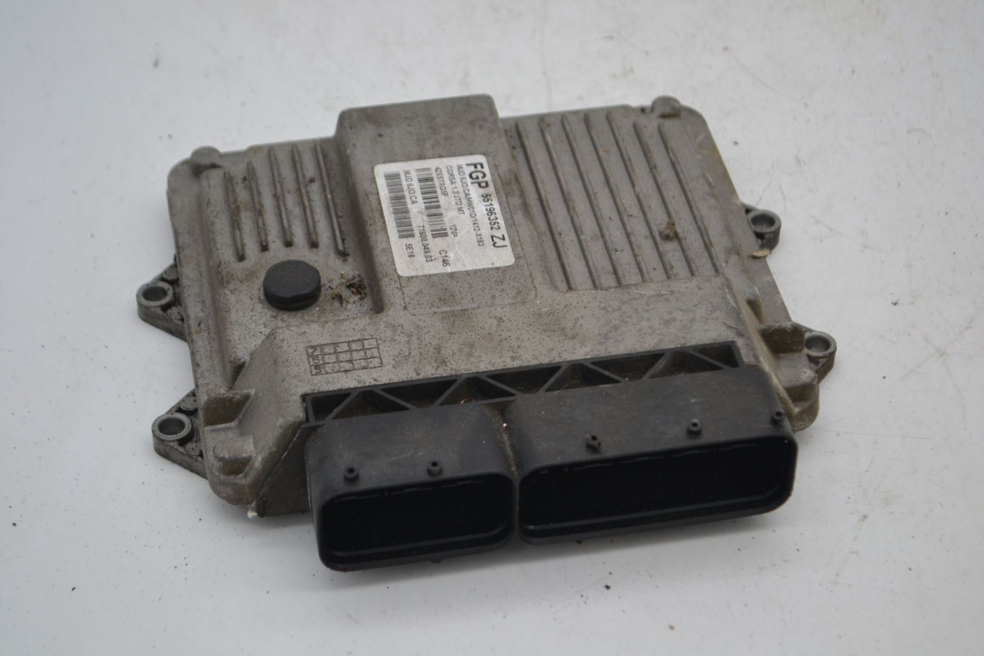 Centralina ECU Opel Corsa C 1.3 dal 2000 al 2006 Cod 55196352  1693911556750