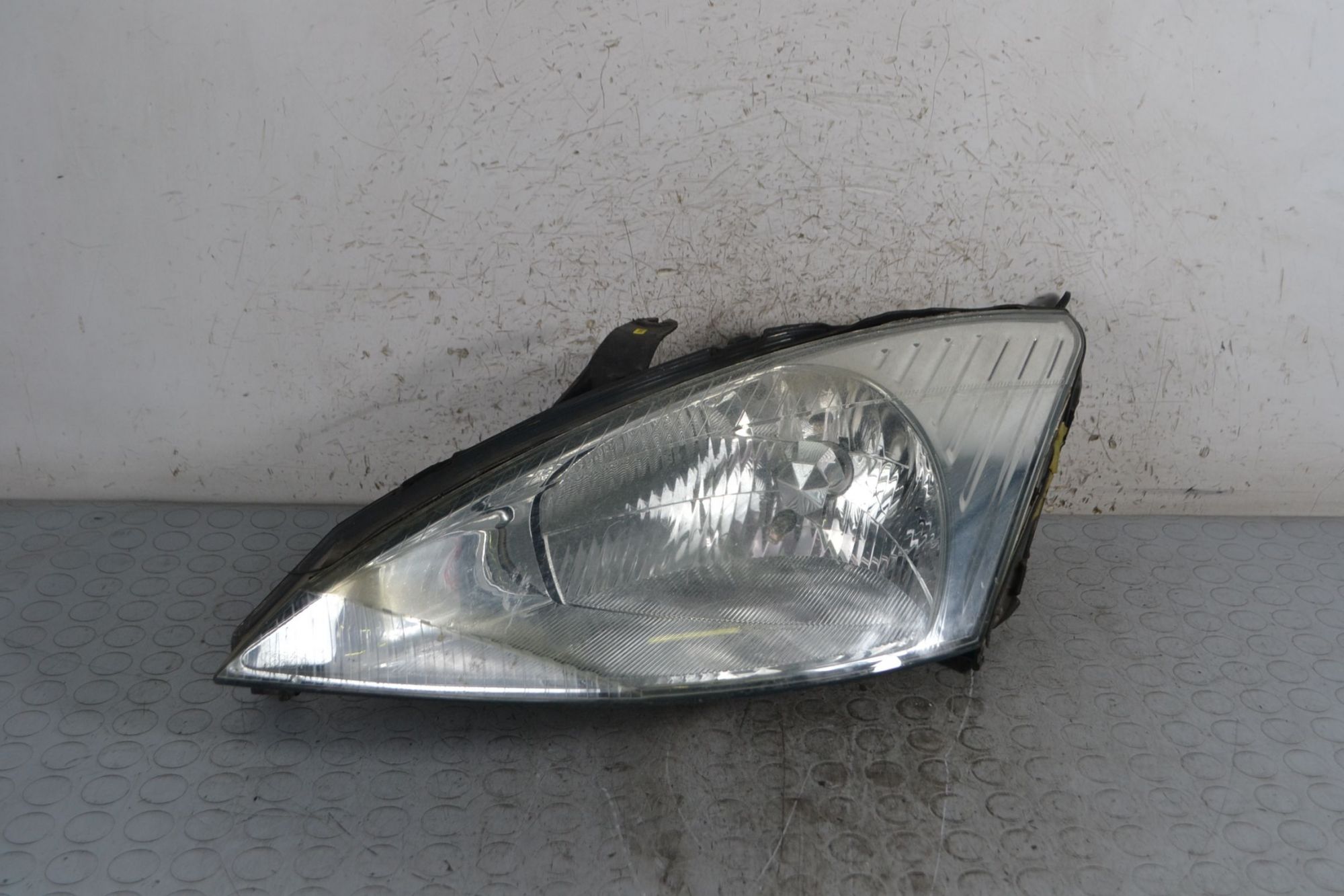 Faro Anteriore SX Ford Focus I Dal 1998 al 2001 Cod 1152091  1693925825699