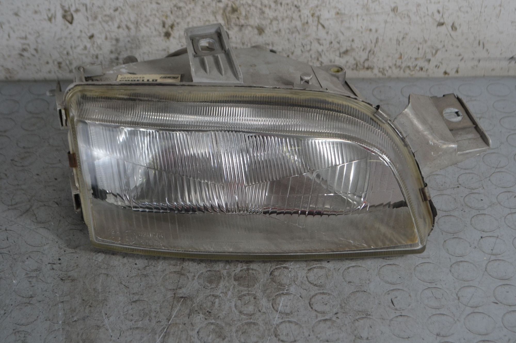 Faro Anteriore DX Fiat Punto 176 dal 1993 al 1999 Cod 46402649  1694070365078