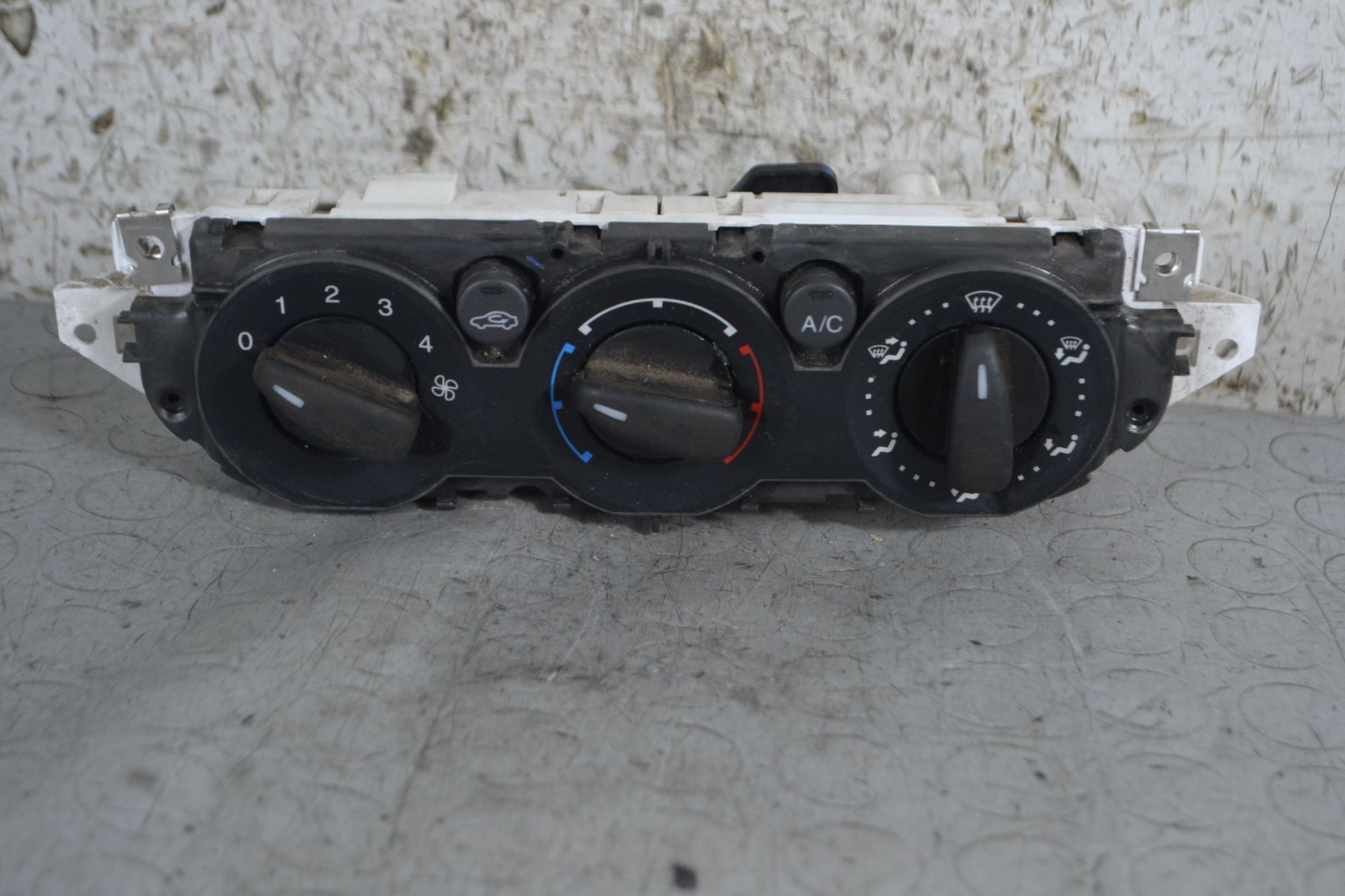 Controllo Comando Clima Ford Focus II dal 2004 al 2011 Cod 69607003  1694097367420