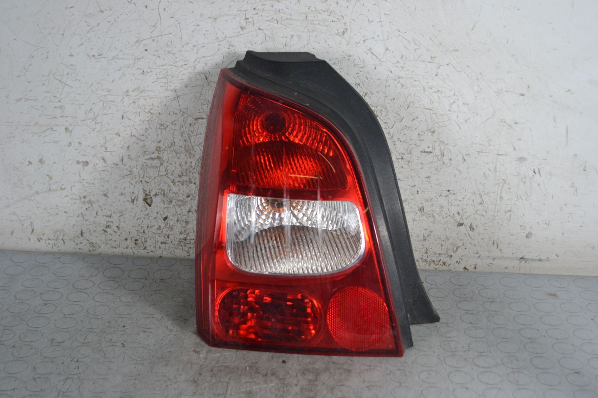 Fanale stop posteriore SX Renault Twingo II Dal 2007 al 2014  1694598934978