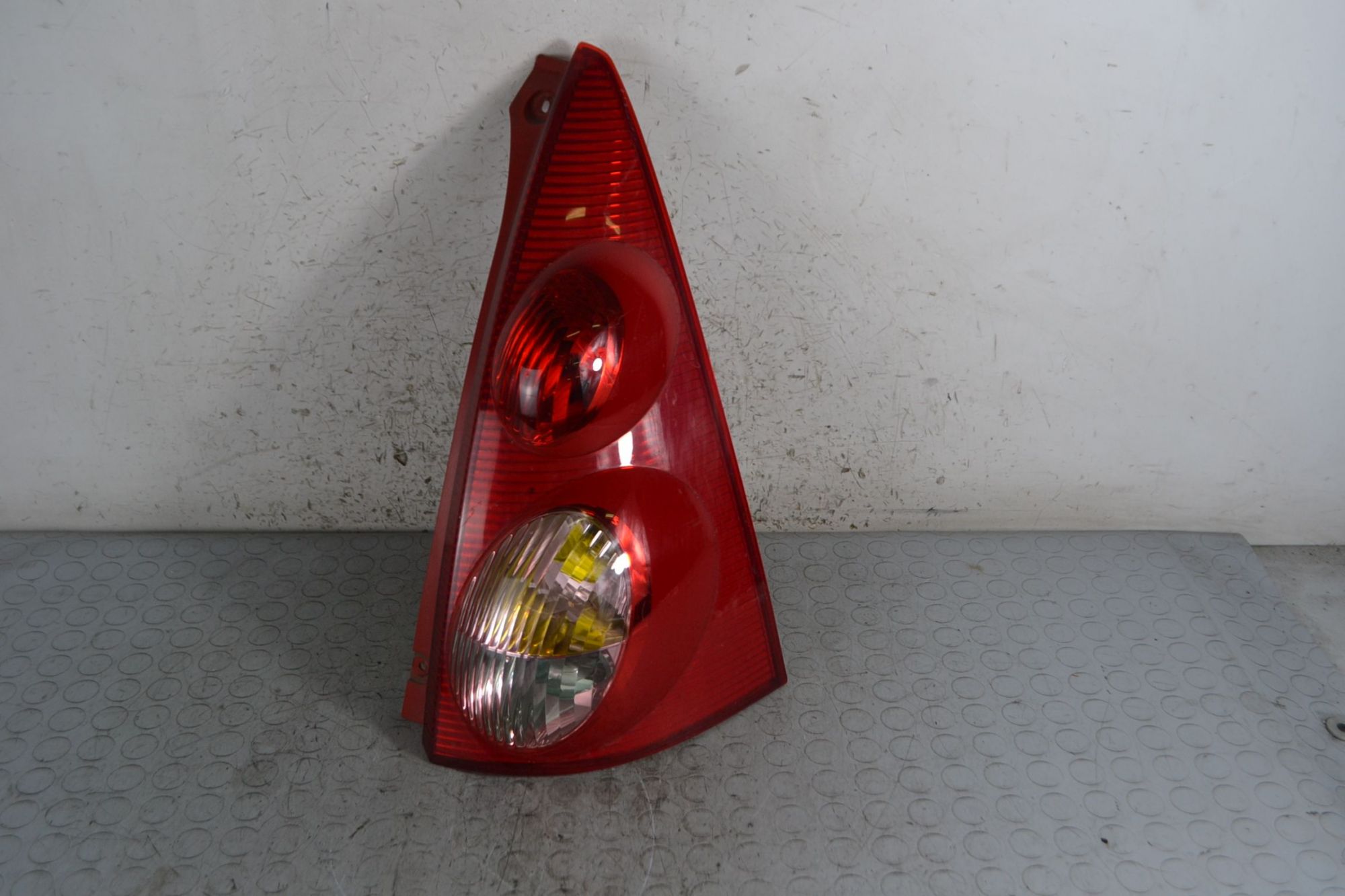 Fanale stop posteriore SX Peugeot 107 Dal 2005 al 2014 Cod 81550-0H040  1694677327462