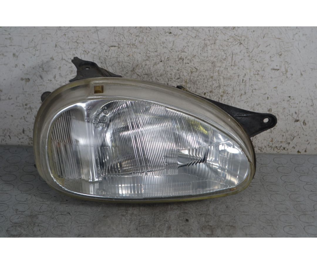 Faro fanale anteriore DX Opel Corsa B Dal 1993 al 2000 Cod 90444785  1694698875584