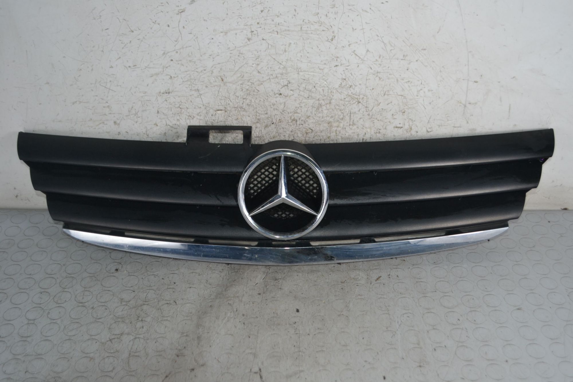 Griglia Anteriore Mercedes Classe A W169 dal 2004 al 2008 Cod a1698800083  1695030845296