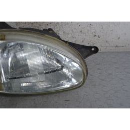 Faro Anteriore DX Opel Corsa B dal 1993 al 2000 Cod 90444785  1695033644957