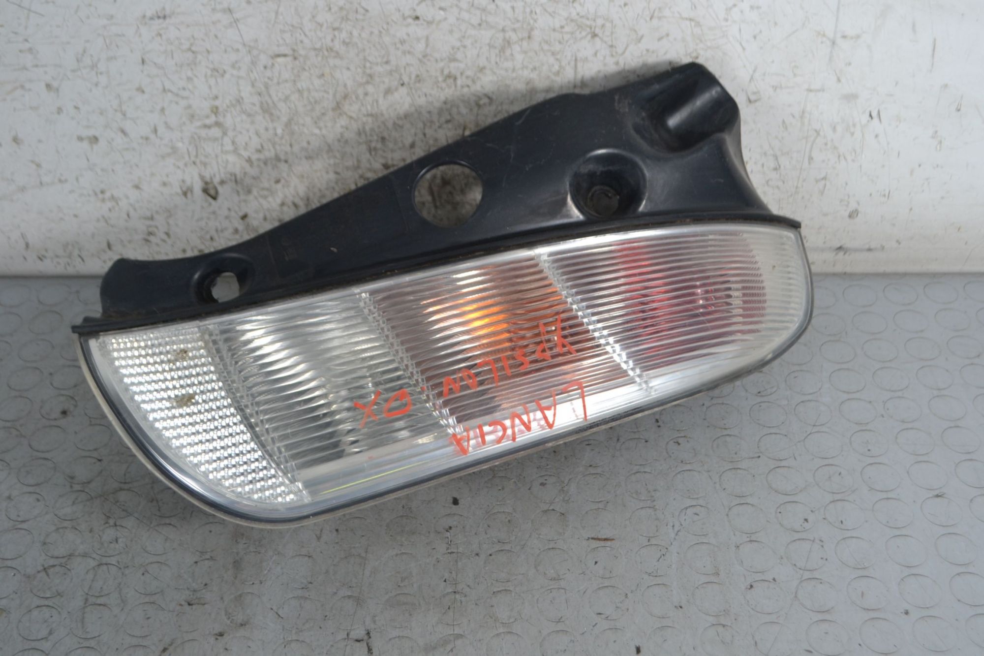 Fanale Stop Posteriore DX Lancia Ypsilon dal 2006 al 2011 Cod 51786657  1695033935086