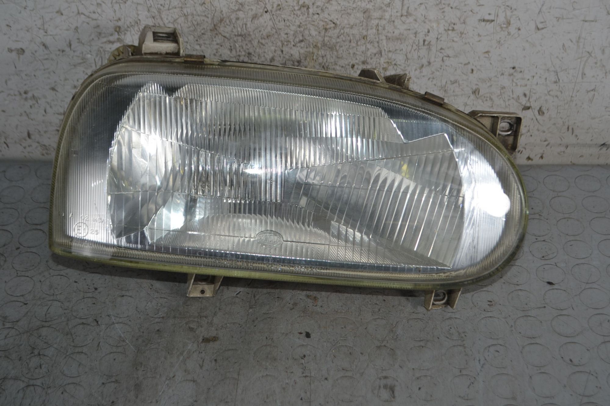 Faro Anteriore DX Volkswagen Golf III dal 1996 al 1999 Cod 138862-00  1695108461786