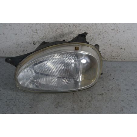 Faro Anteriore SX Opel Corsa B dal 1993 al 2000 Cod 90444786  1695280837621