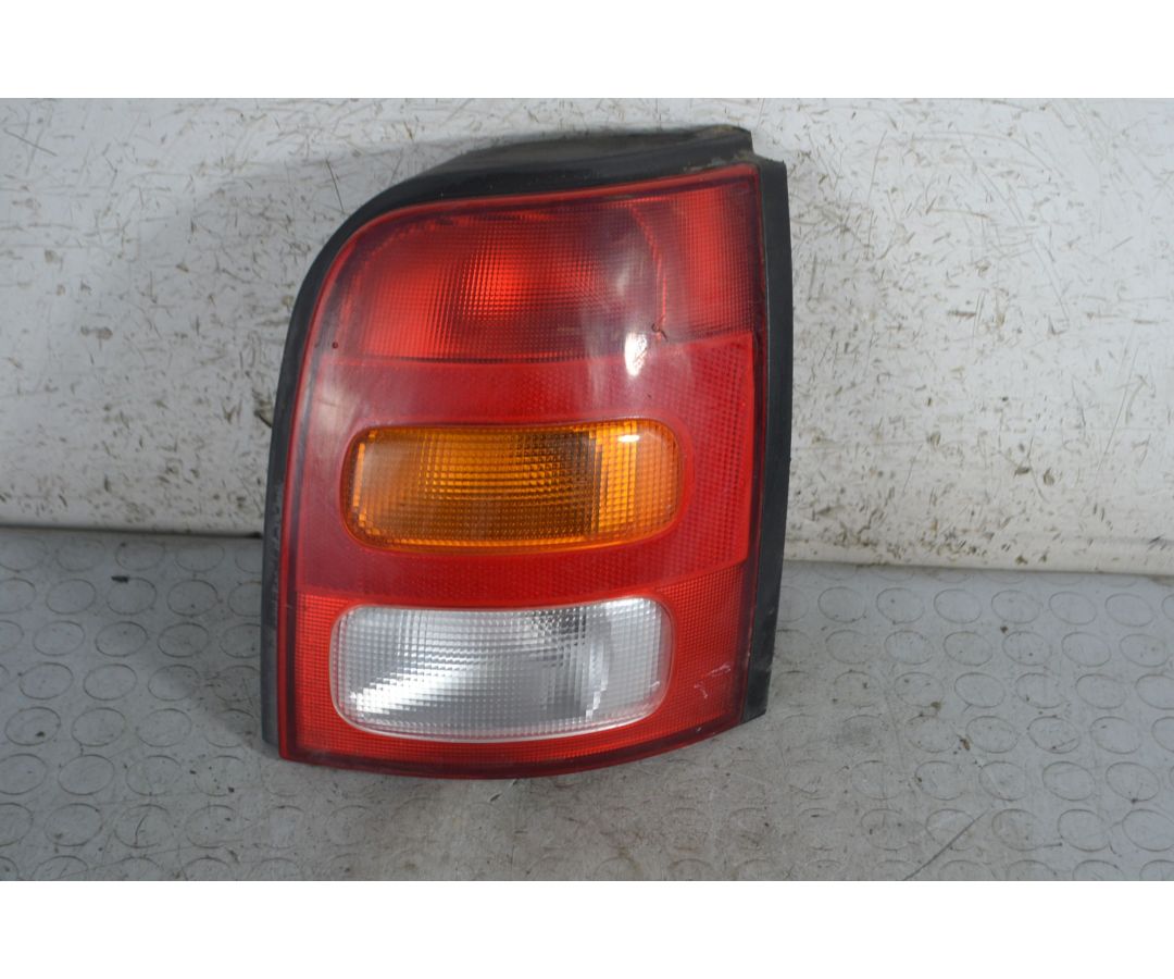 Fanale Stop posteriore DX Nissan Micra K11 dal 1992 al 2002  1695282019698