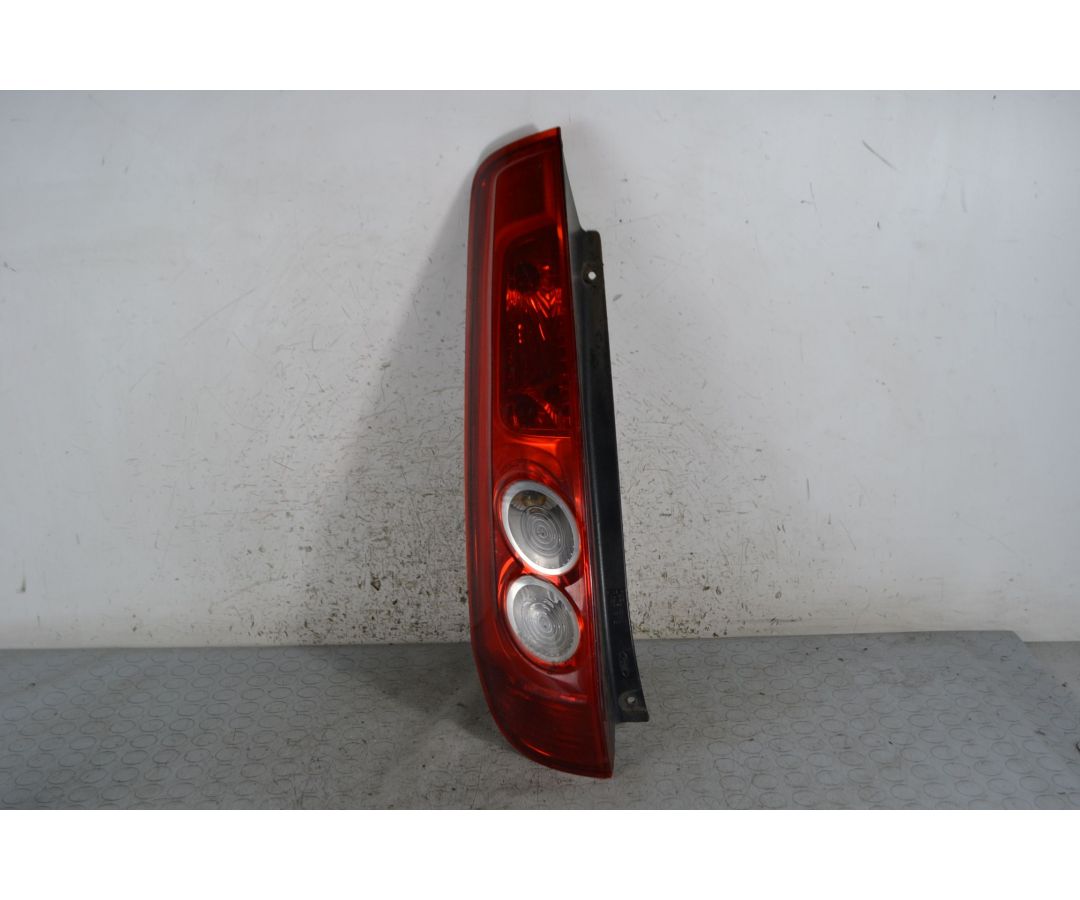 Fanale Stop posteriore SX Ford Fiesta V 3 porte dal 2006 al 2008 Cod 1432274  1695627929132