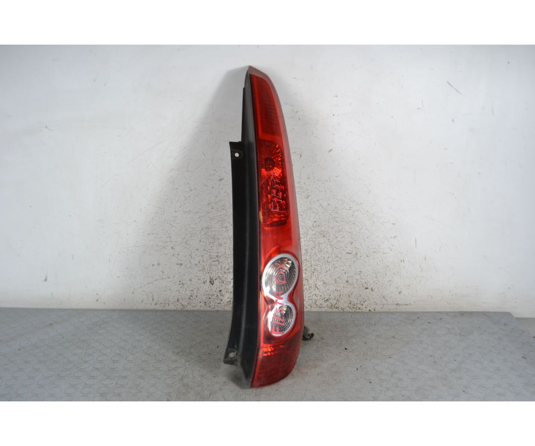 Fanale Stop posteriore DX Ford Fiesta V 5 porte dal 2006 al 2008 Cod 1437625  1695630050892