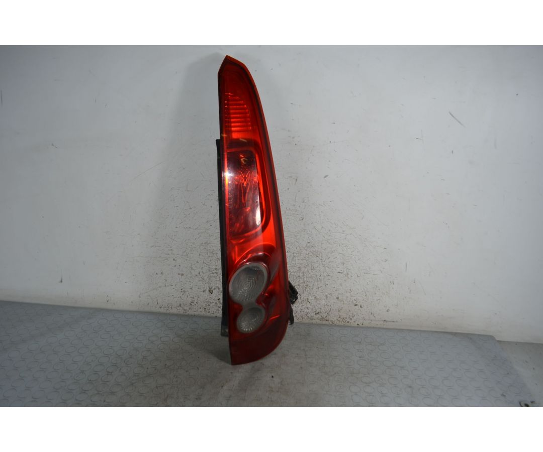 Fanale Stop posteriore DX Ford Fiesta V 5 Porte dal 2006 al 2008 Cod 1437625  1695631791497