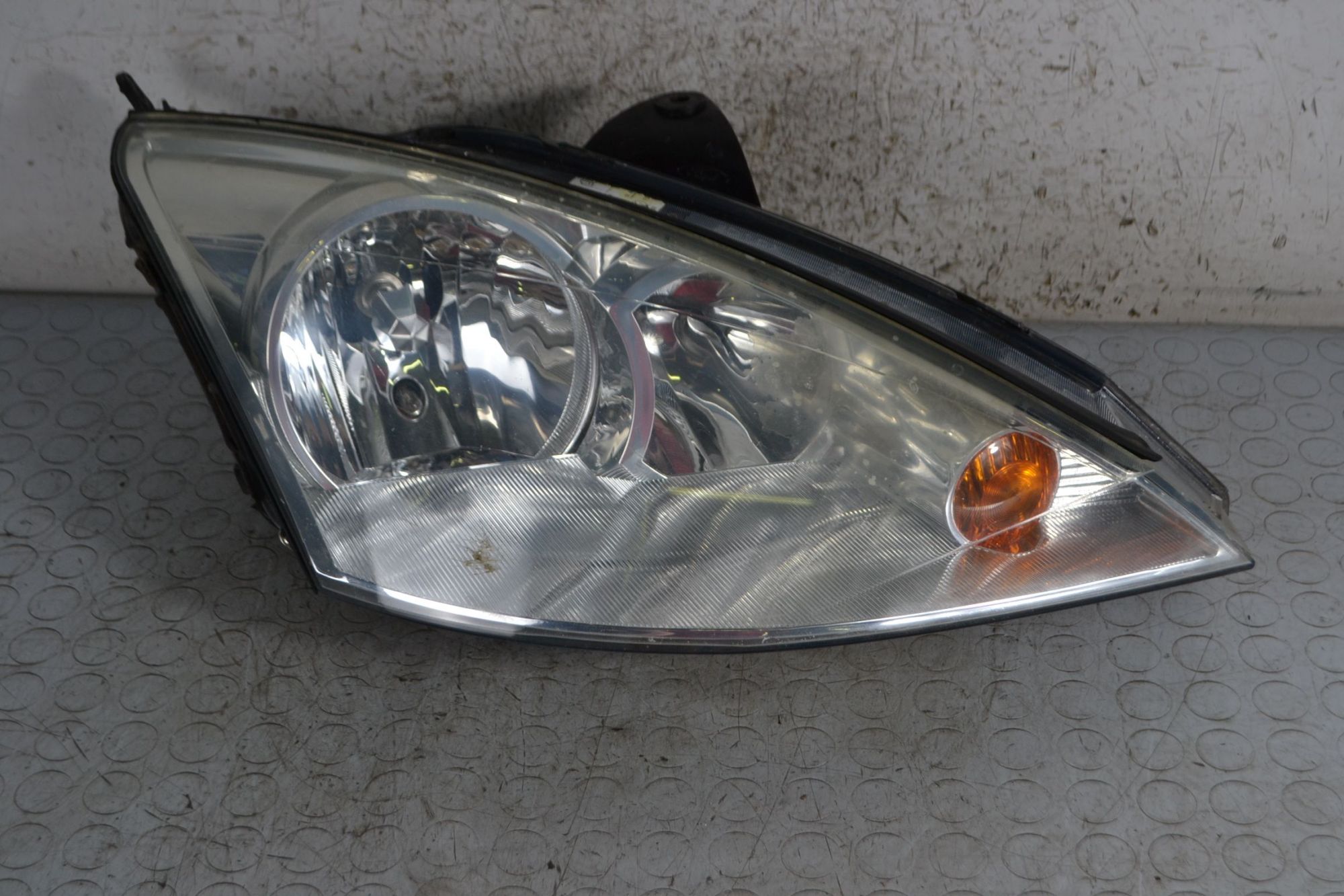 Faro Anteriore DX Ford Focus I dal 2001 al 2005 Cod 2m51-13w029-bg  1695638021603