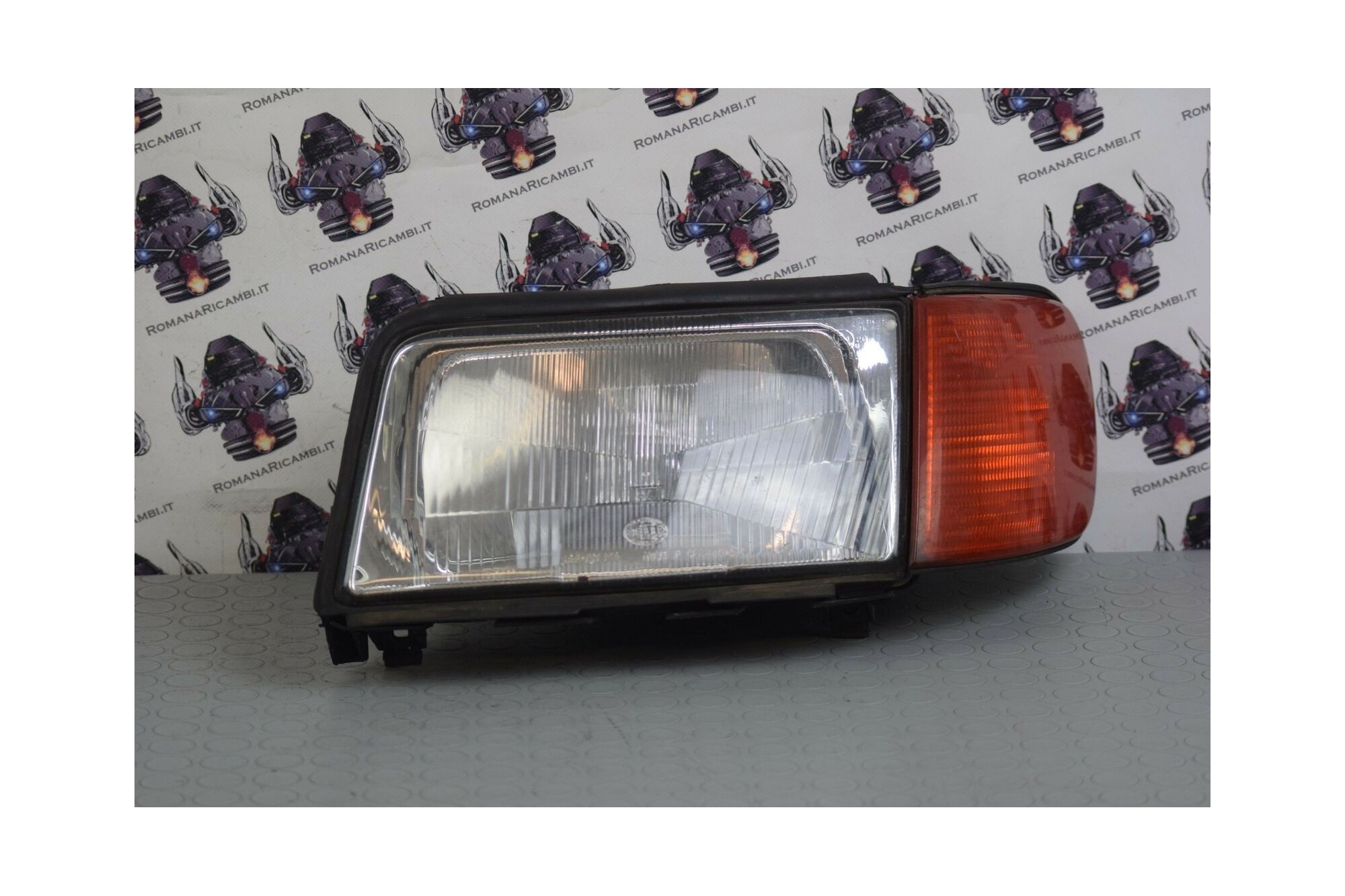 Faro anteriore SX Audi 100 C4 dal 1994 al 1997 OE 4A0941029L  2411111139417