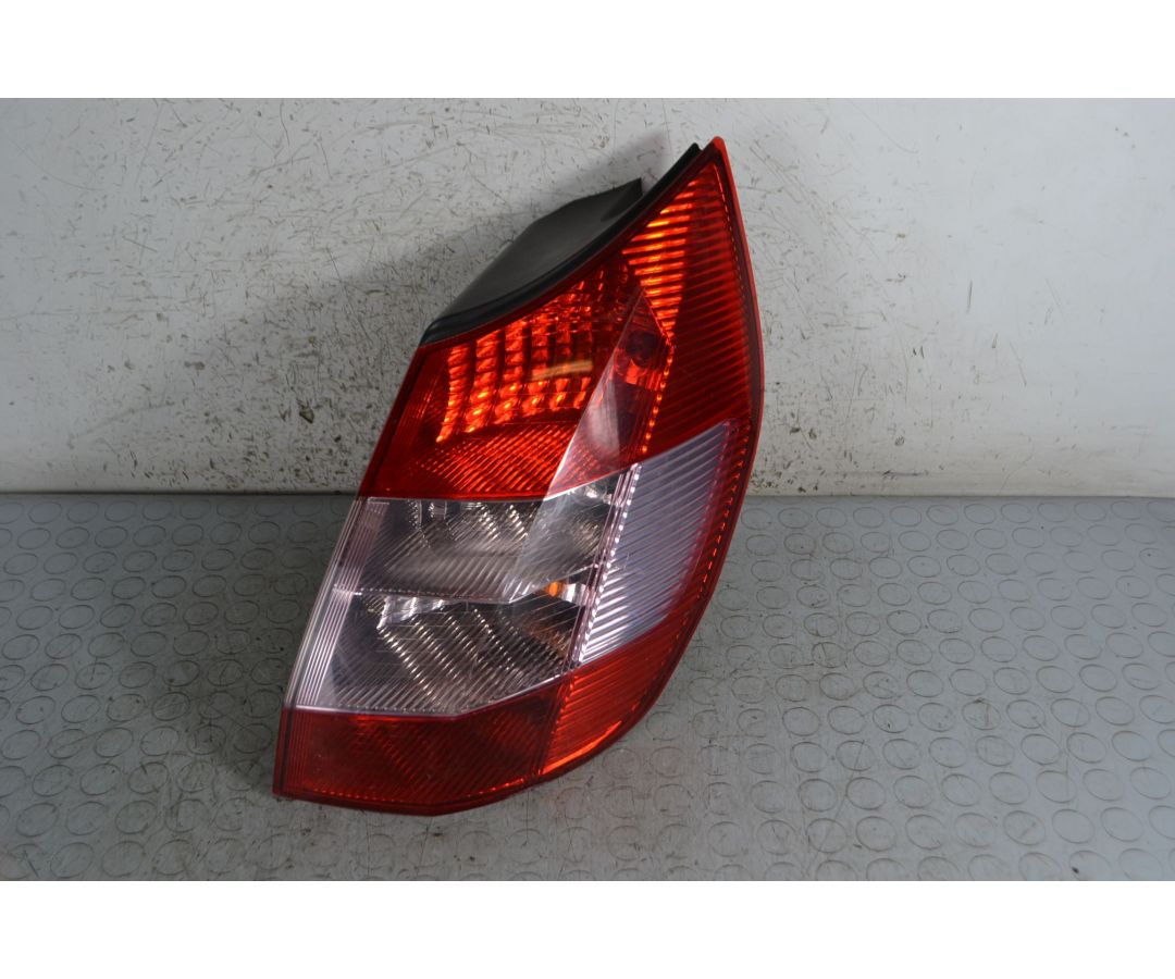 Fanale Stop posteriore DX Renault Scenic II dal 2003 al 2009 Cod 8200127702  1695738417436