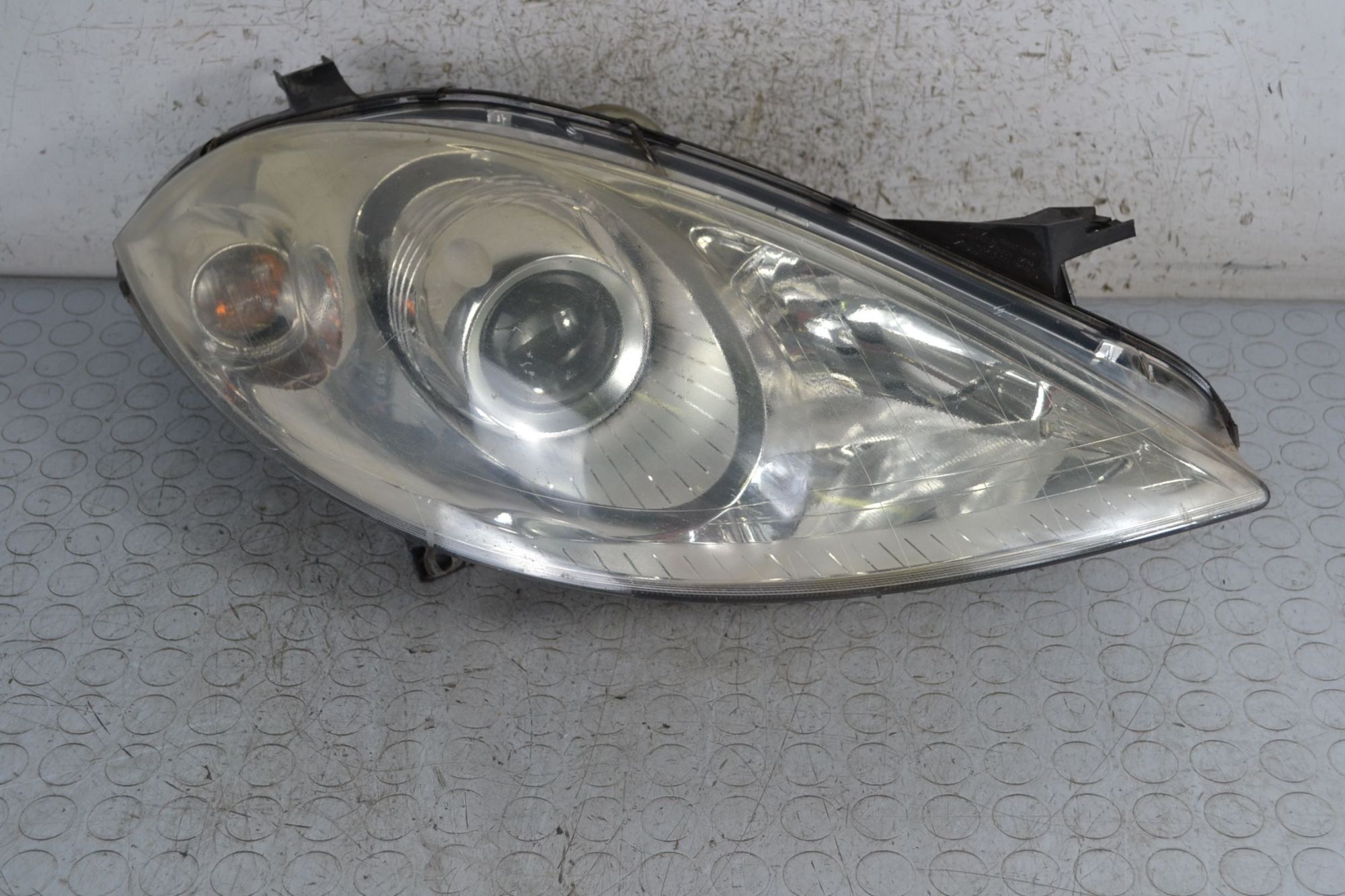 Faro Anteriore DX Mercedes Classe A W169 dal 2004 al 2008 Cod a1698200661  1695910956647