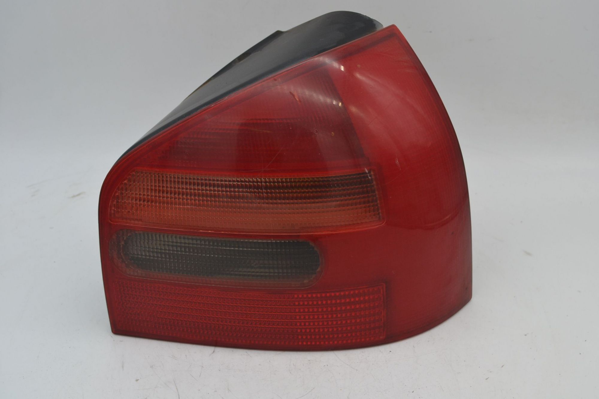 Fanale stop posteriore DX Audi A3 Dal 1996 al 2000 Cod 8L0945257  1695989807871