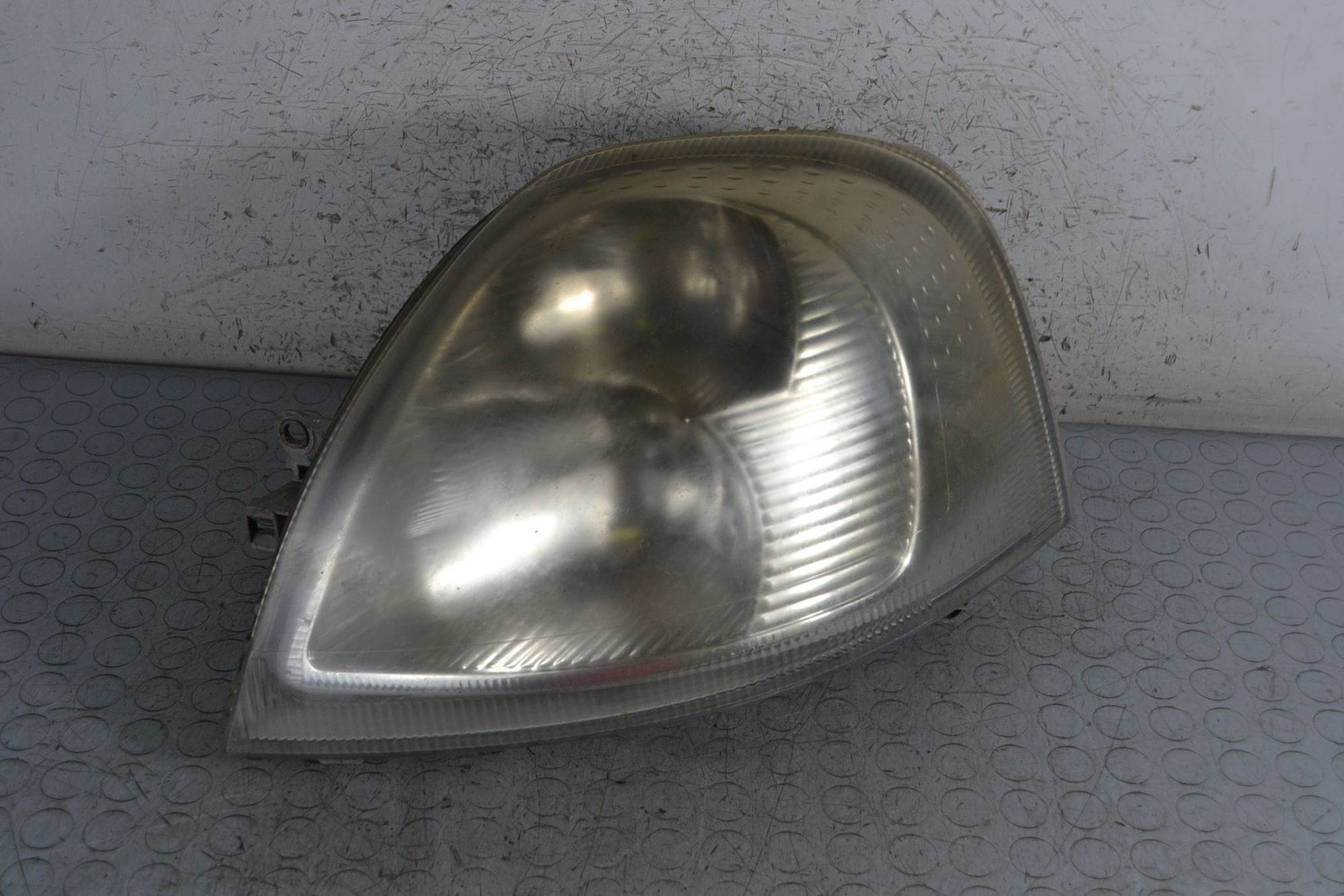 Faro anteriore SX Renault Master Dal 2003 al 2010 Cod 8200163516  1695999731210