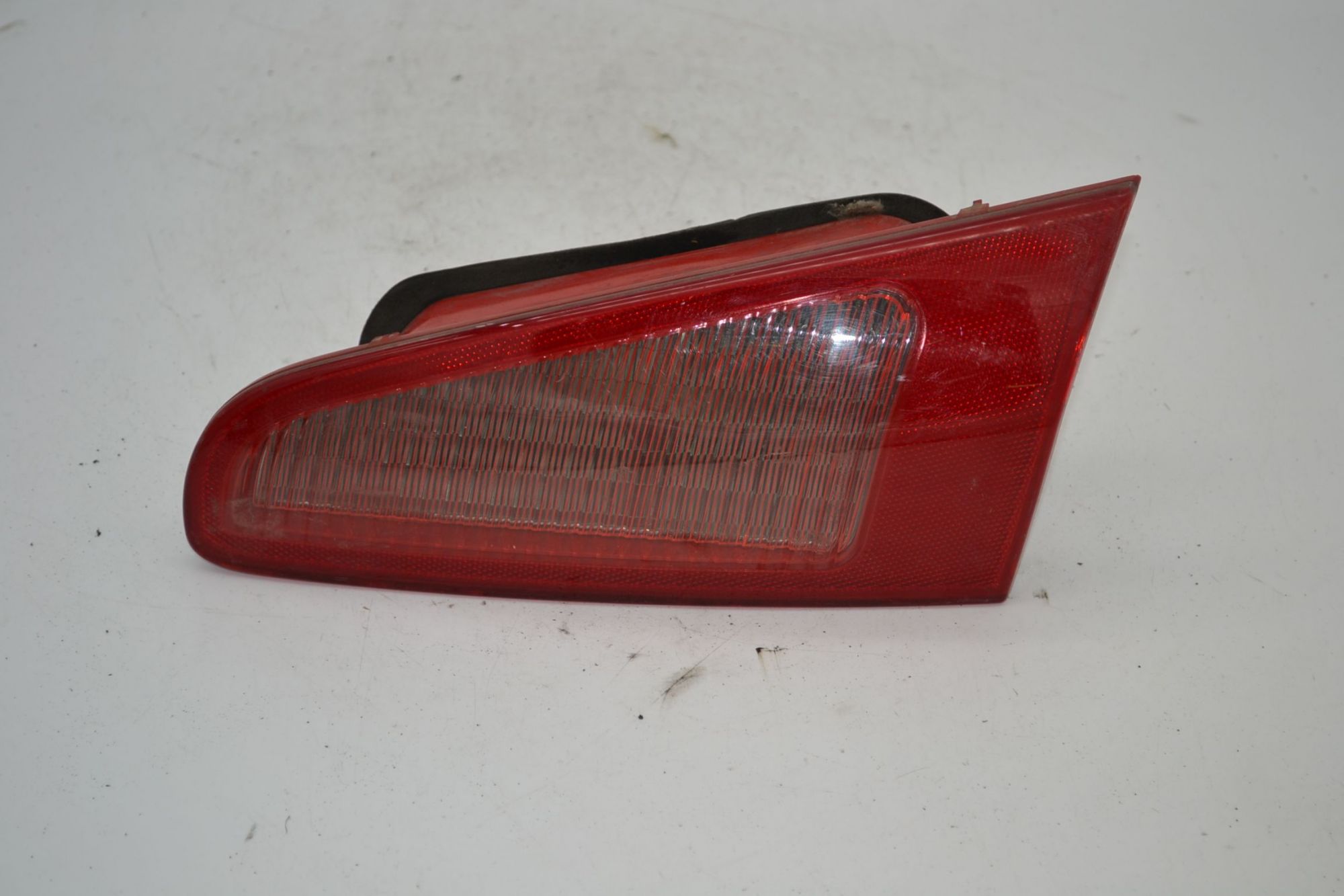 Fanale Stop Posteriore Interno DX Alfa Romeo 147 dal 2000 al 2010 Cod 60693793  1696242383101