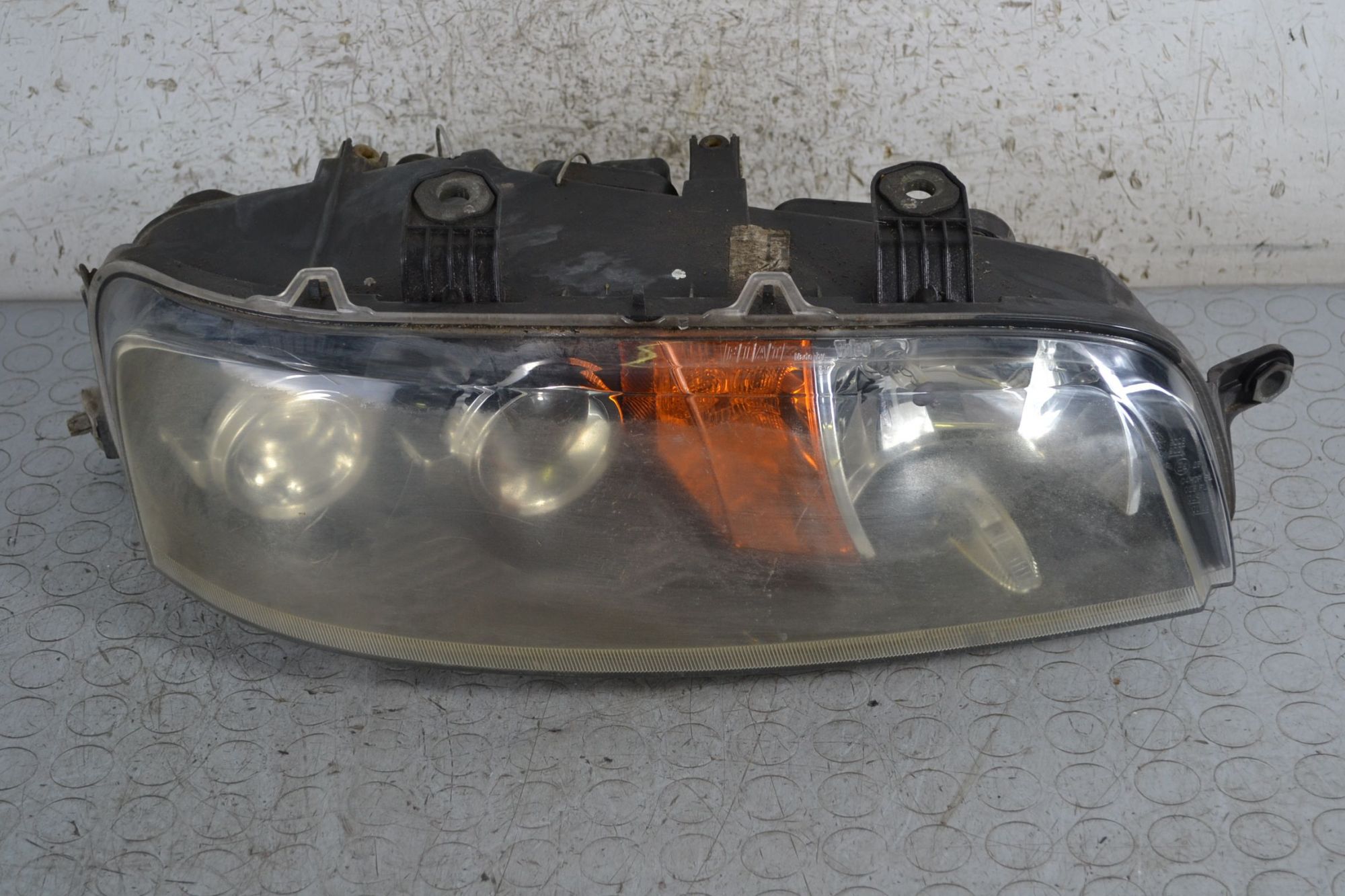 Faro Anteriore DX Fiat Punto dal 1999 al 2003  1696422804419