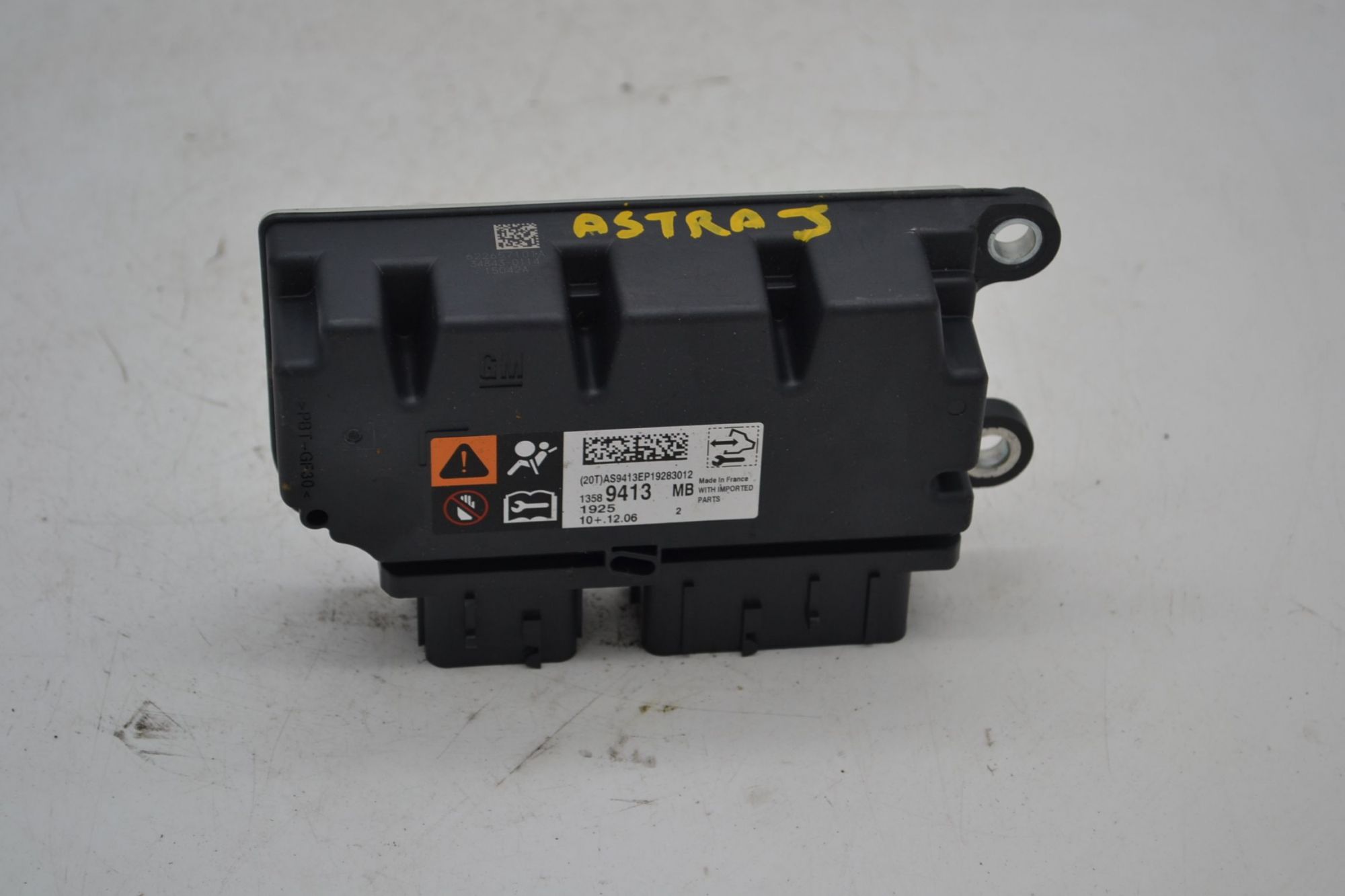 Centralina ECU Opel Astra J Dal 2009 al 2020 Cod 13589413  1696512412258