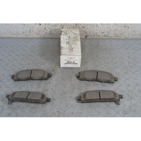 Set Pastiglie Freno Anteriori Mitsubishi L200 dal 2005 al 2015 Cod 4605a198  1696579418606