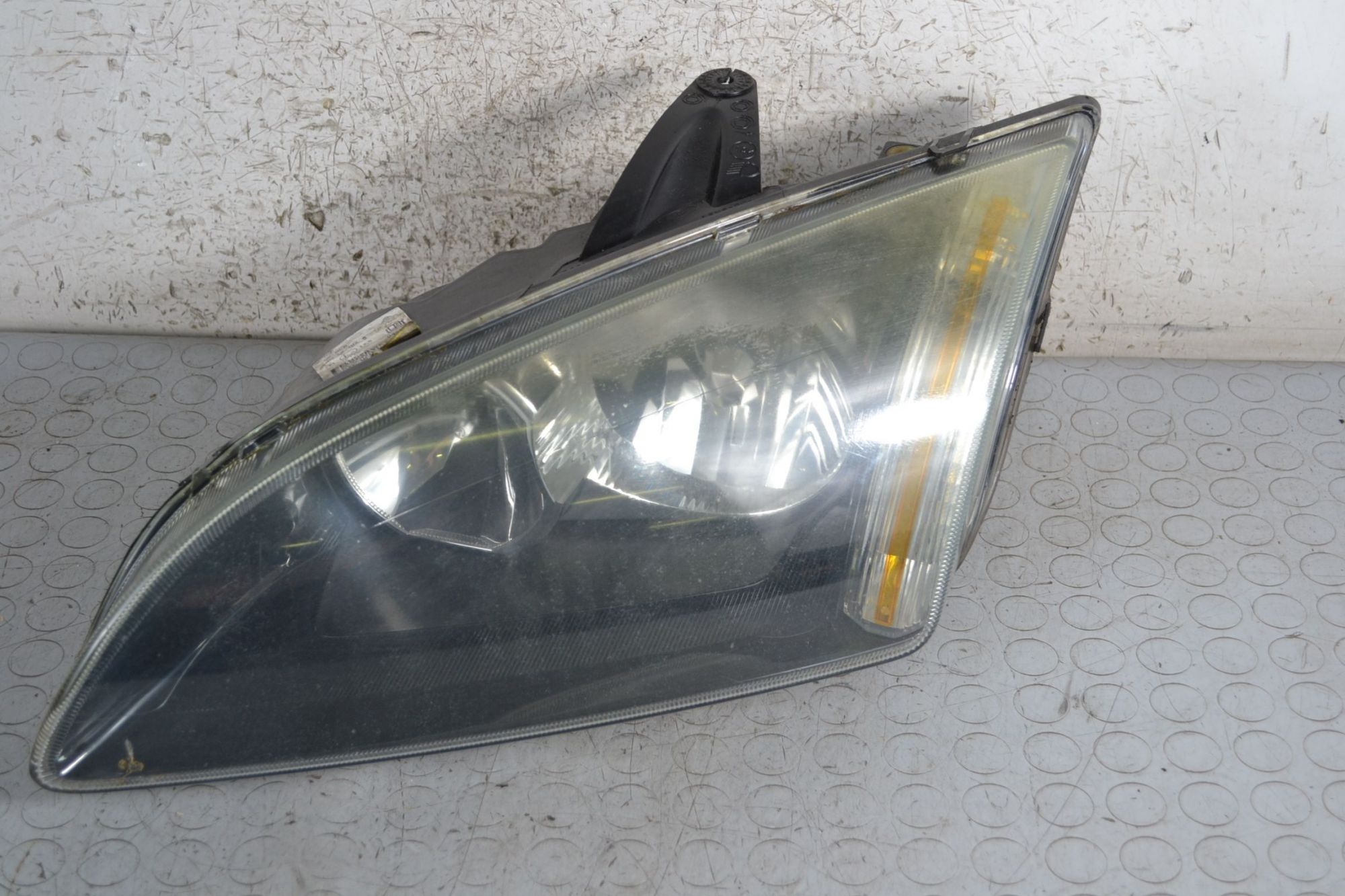 Faro Anteriore SX Ford Focus II dal 2004 al 2008 Cod 1480996  1697200217537