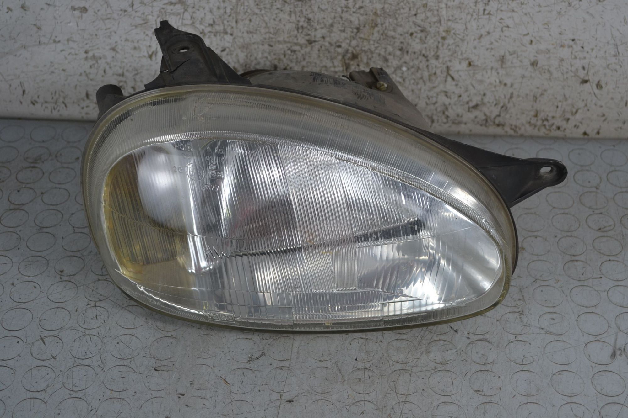 Faro Anteriore DX Opel Corsa B dal 1993 al 2000  1697442951596