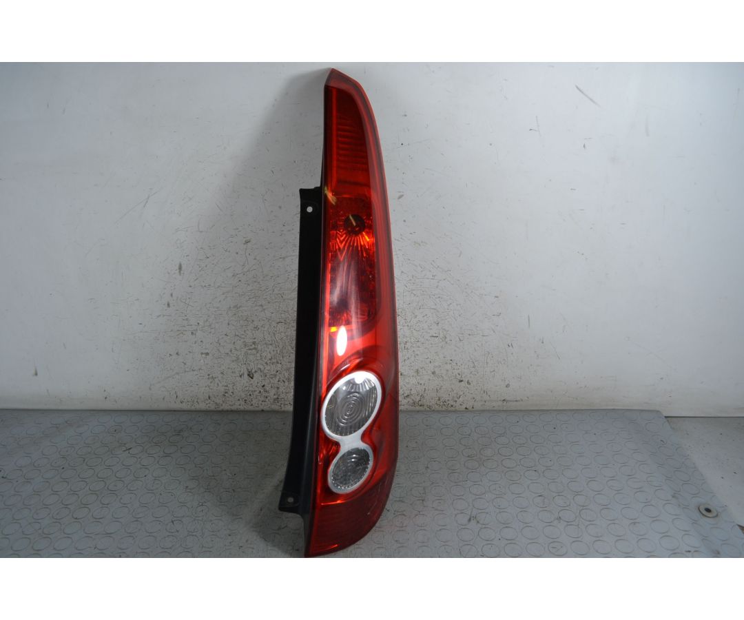 Fanale Stop Posteriore DX Ford Fiesta V 5 Porte dal 2006 al 2008 Cod 1437625  1697463782612