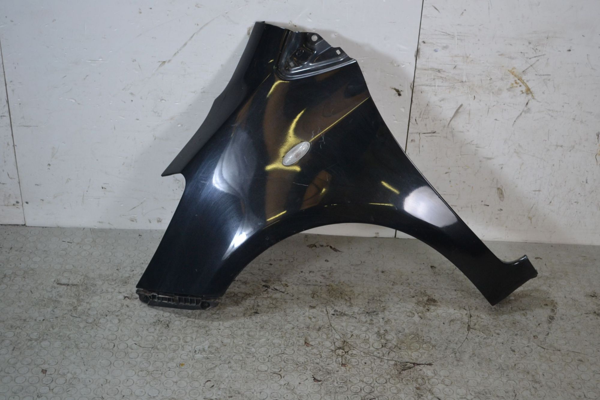 Parafango Anteriore SX Toyota Yaris dal 2005 al 2011  1697640227592