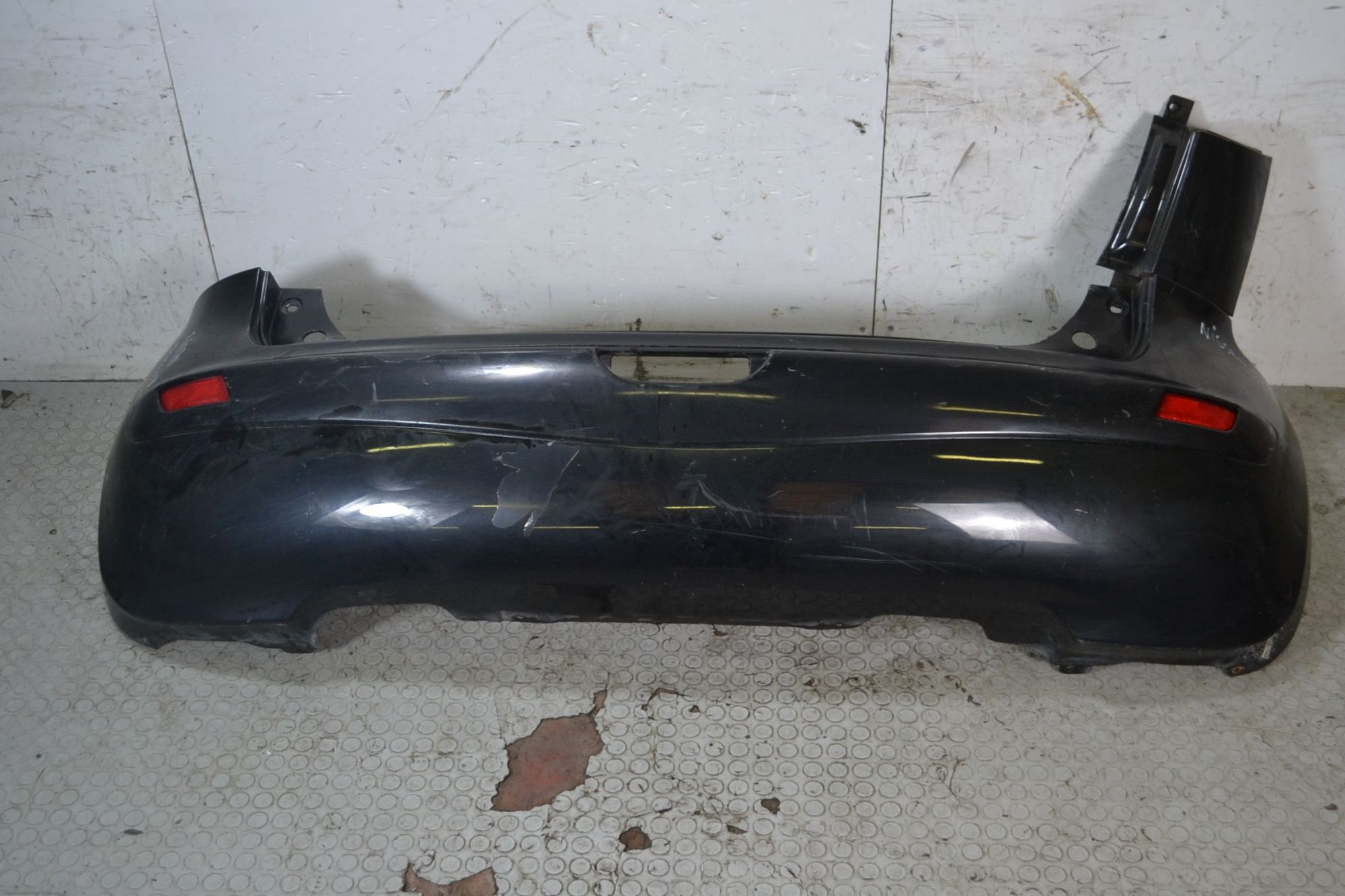 Paraurti Posteriore Nissan Note dal 2004 a 2013  1697709469956