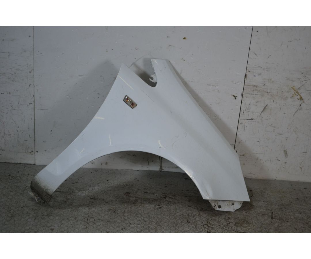 Parafango anteriore DX Opel Corsa D Dal 2006 al 2014 Colore bianco  1697711312721