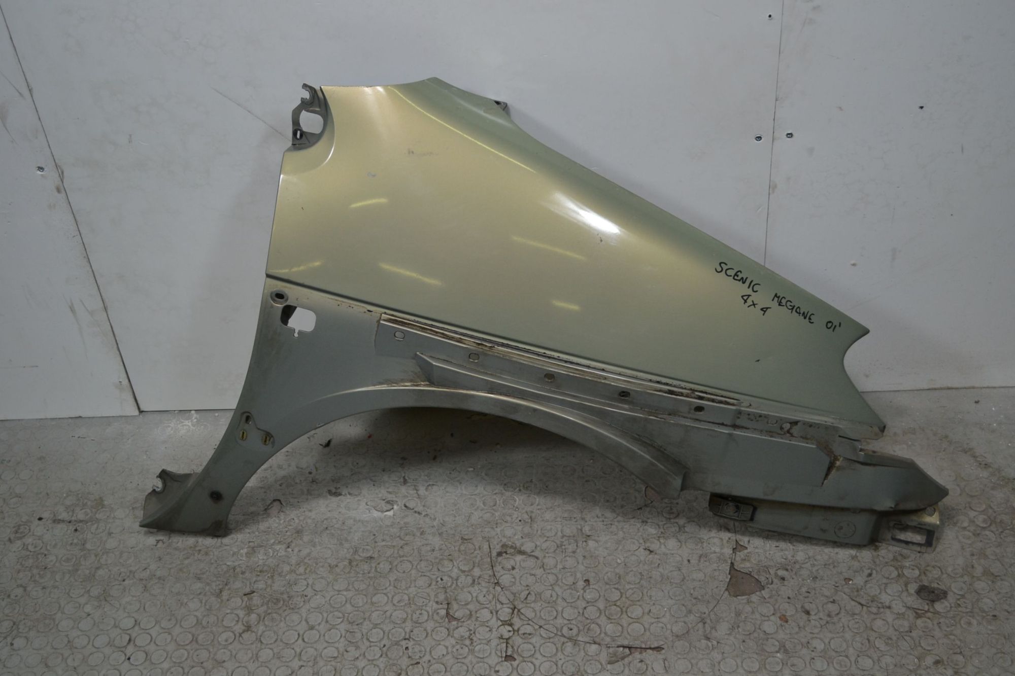 Parafango anteriore DX Renault Scenic RX4 Dal 1999 al 2003 Colore verde  1698766325551