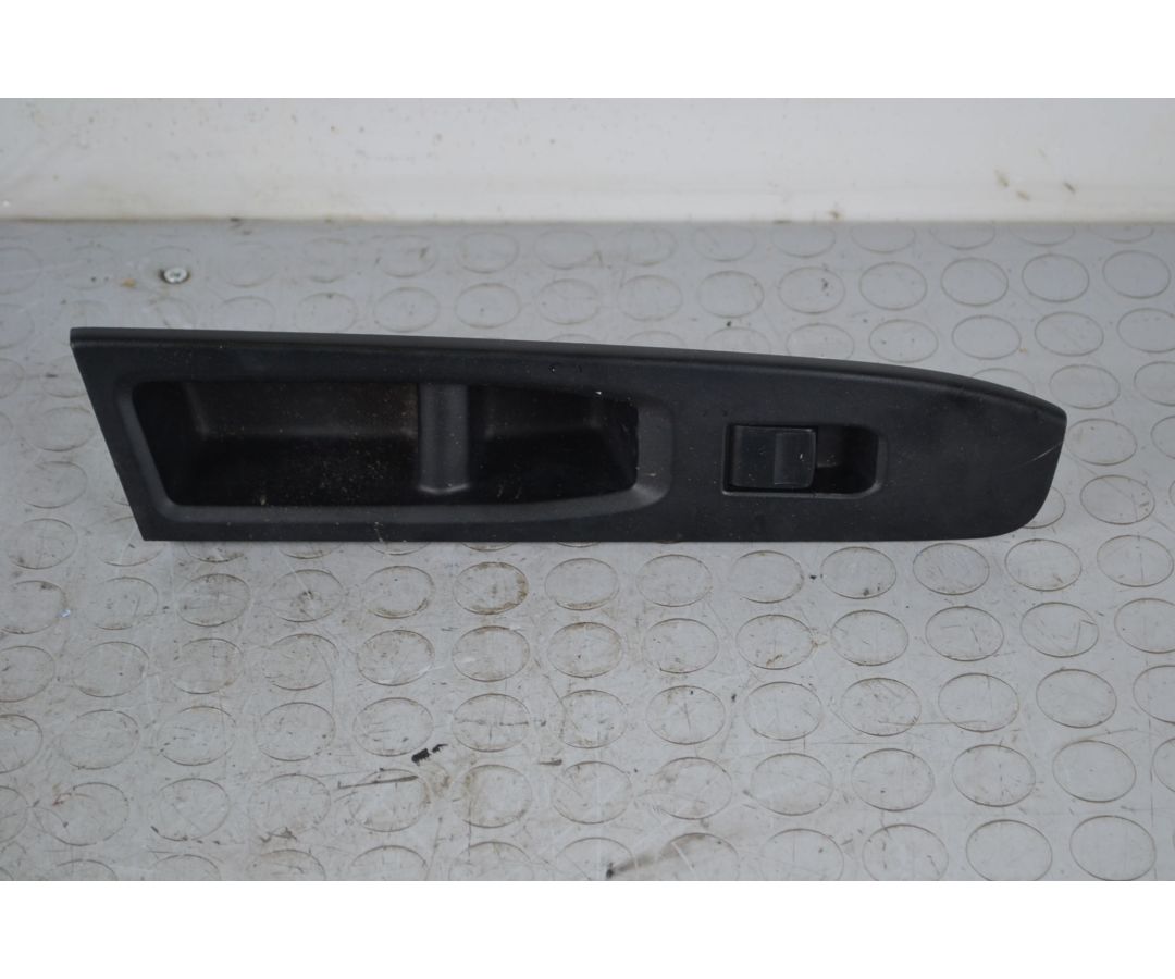 Pulsantiera Alzacristalli Anteriore DX Toyota Yaris XP13 dal 2010 al 2023 Cod 74231-0d690  1699005426299