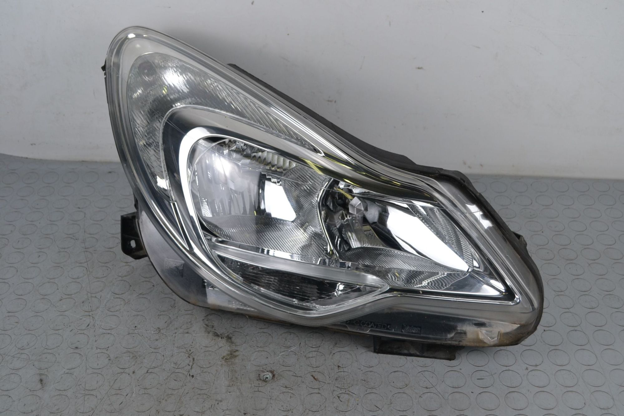 Faro Anteriore DX Opel Corsa D dal 2010 al 2014 Cod 95511328  1699286272769