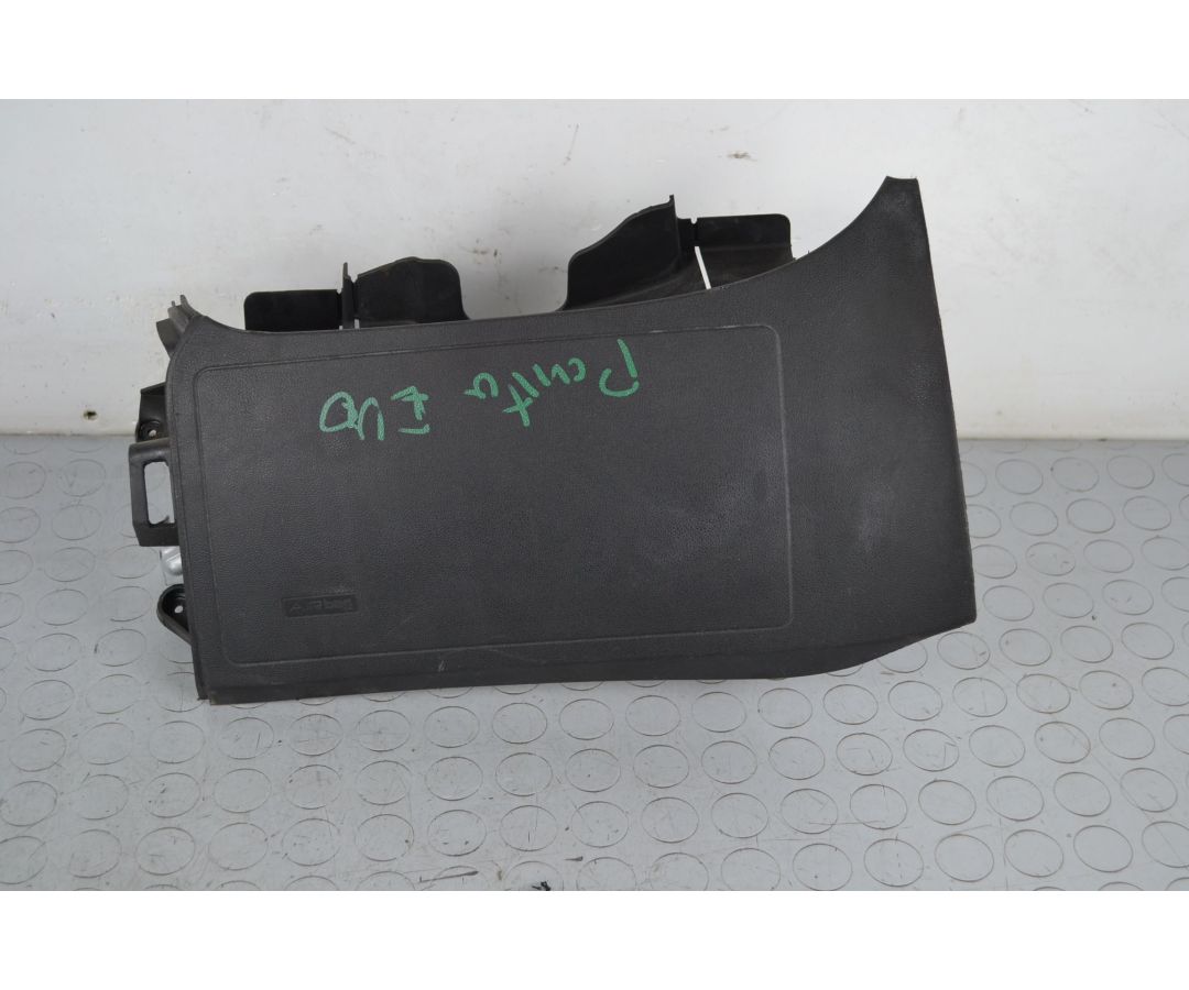 Airbag Sotto Ginocchia Fiat Punto EVO dal 2009 al 2012 Cod 07355197660  1699347763779