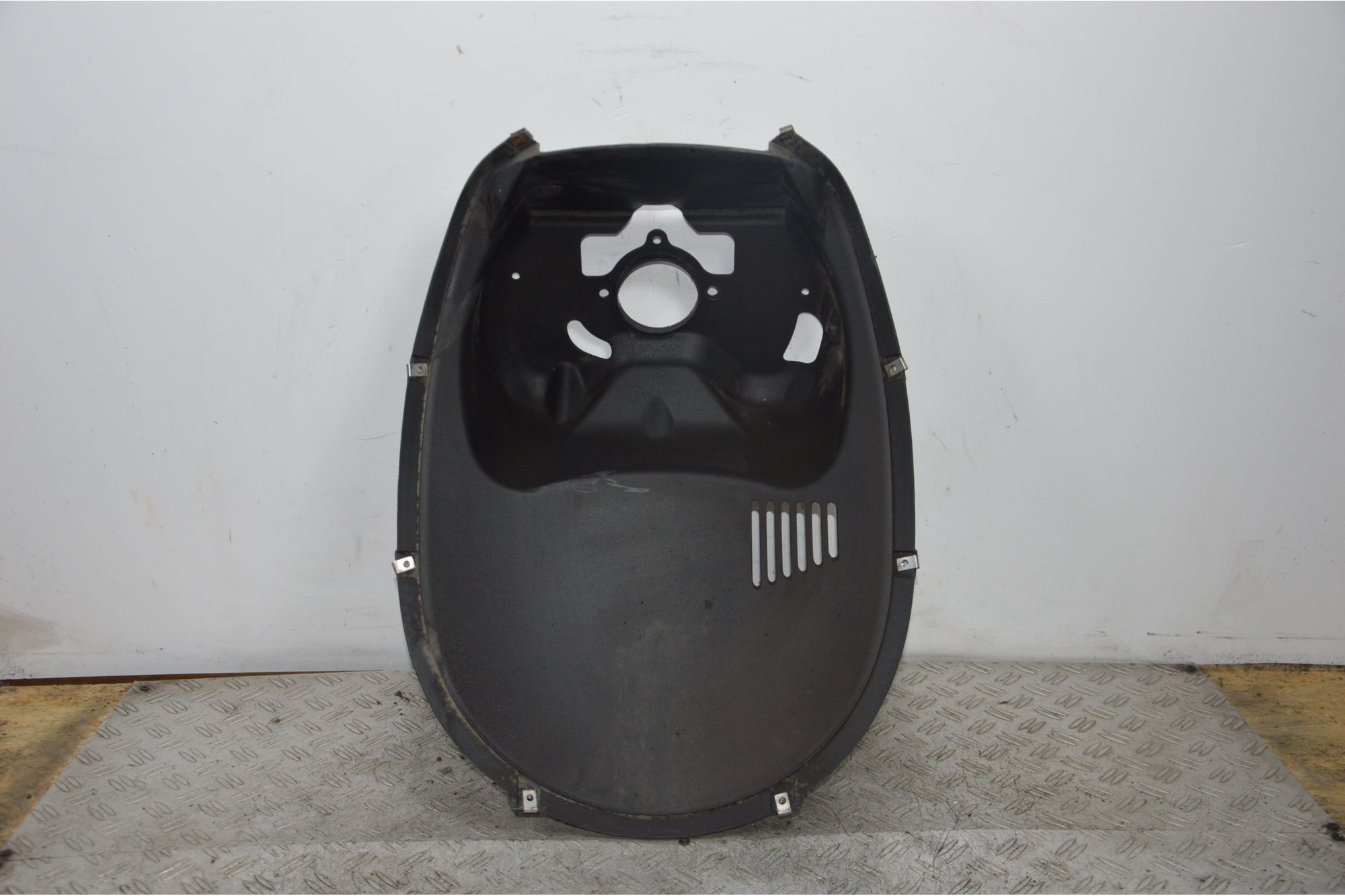 Carena Sottoscudo Anteriore Piaggio Carnaby Cruiser 300 dal 2008 al 2013  1699367558010