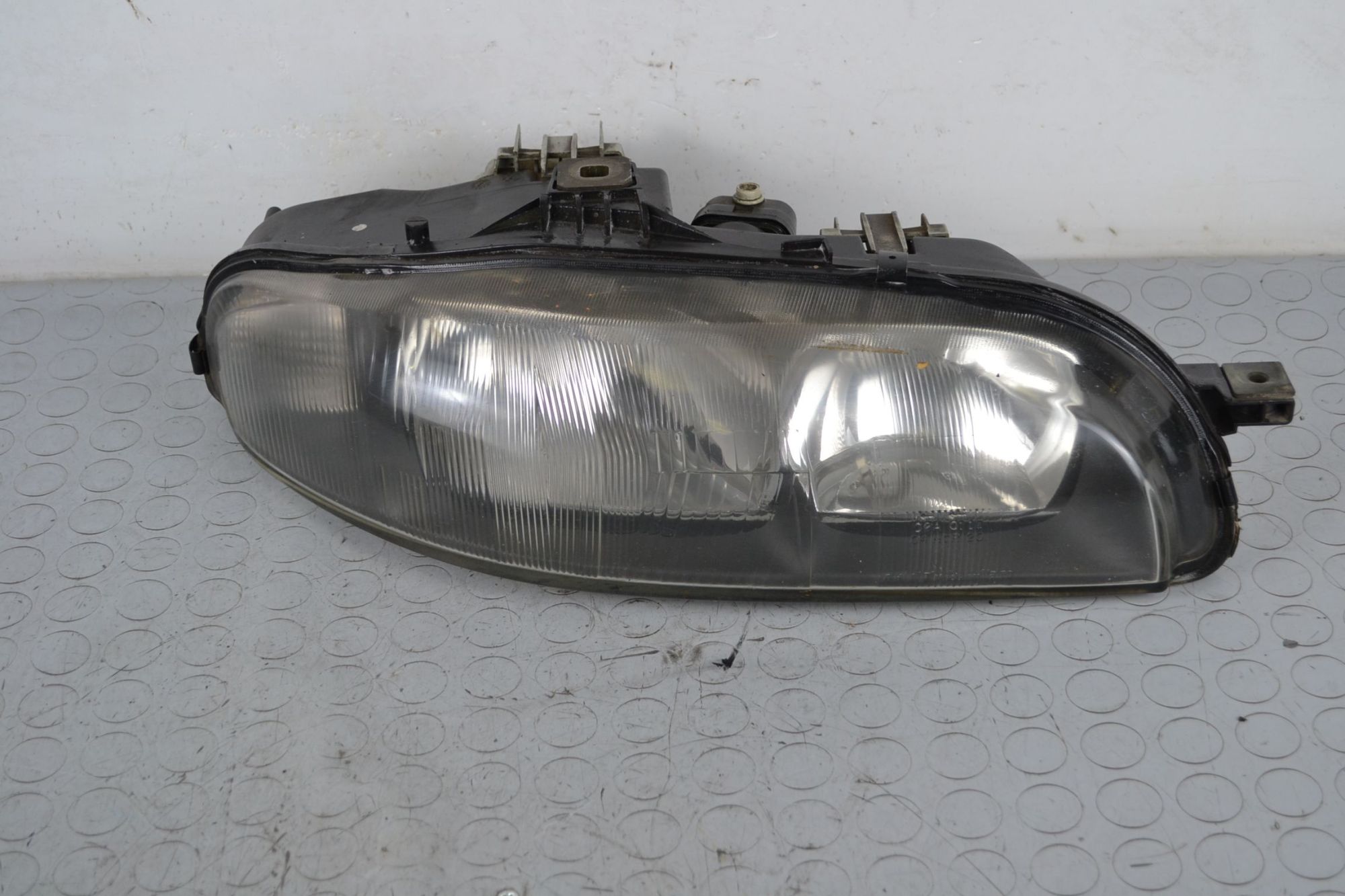 Faro Anteriore DX Fiat Bravo dal 1995 al 2002 Cod 46523120  1699437801459