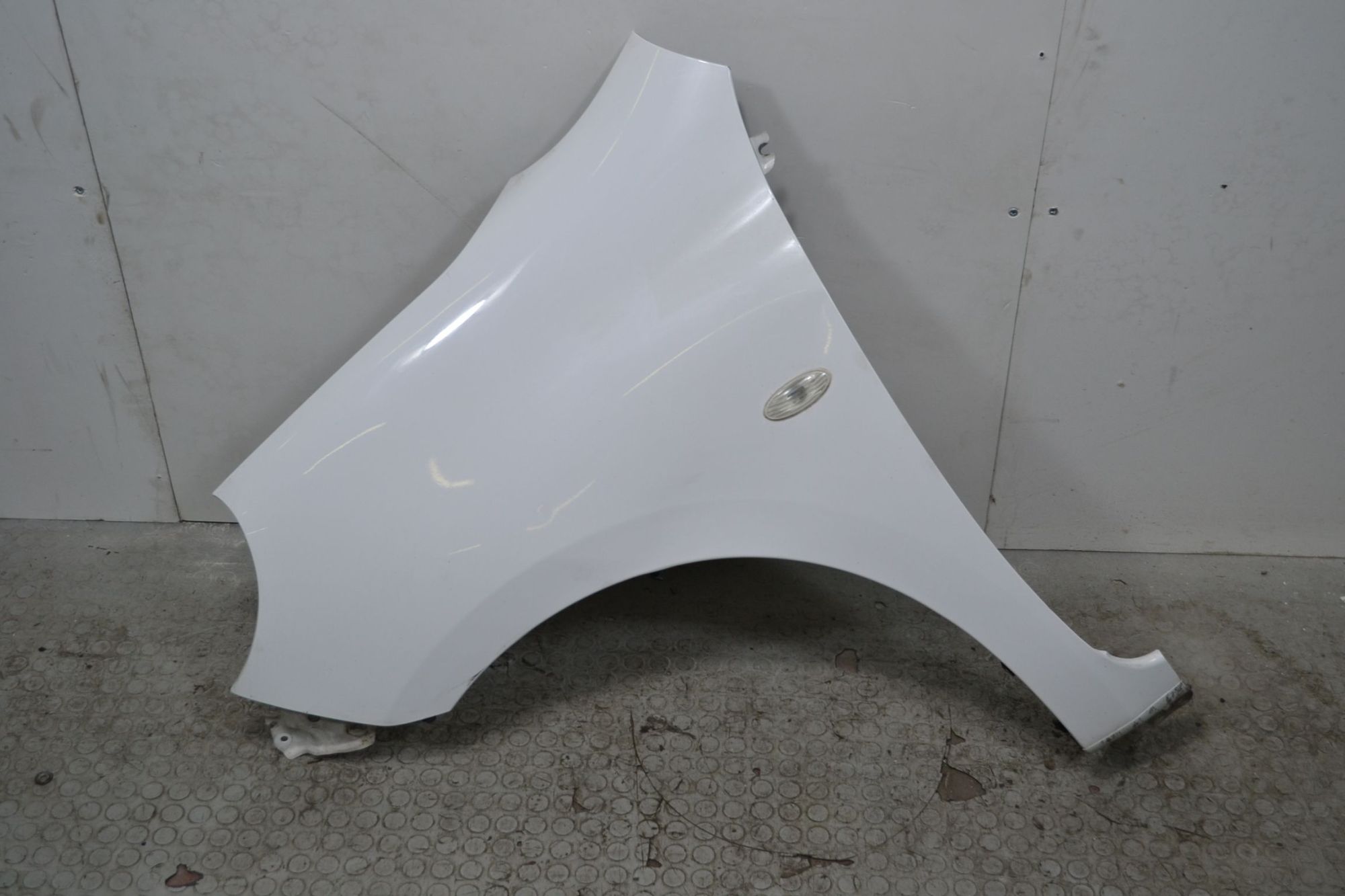 Parafango Anteriore SX Nissan Micra K13 dal 05/2010 al 09/2015  1699440244953