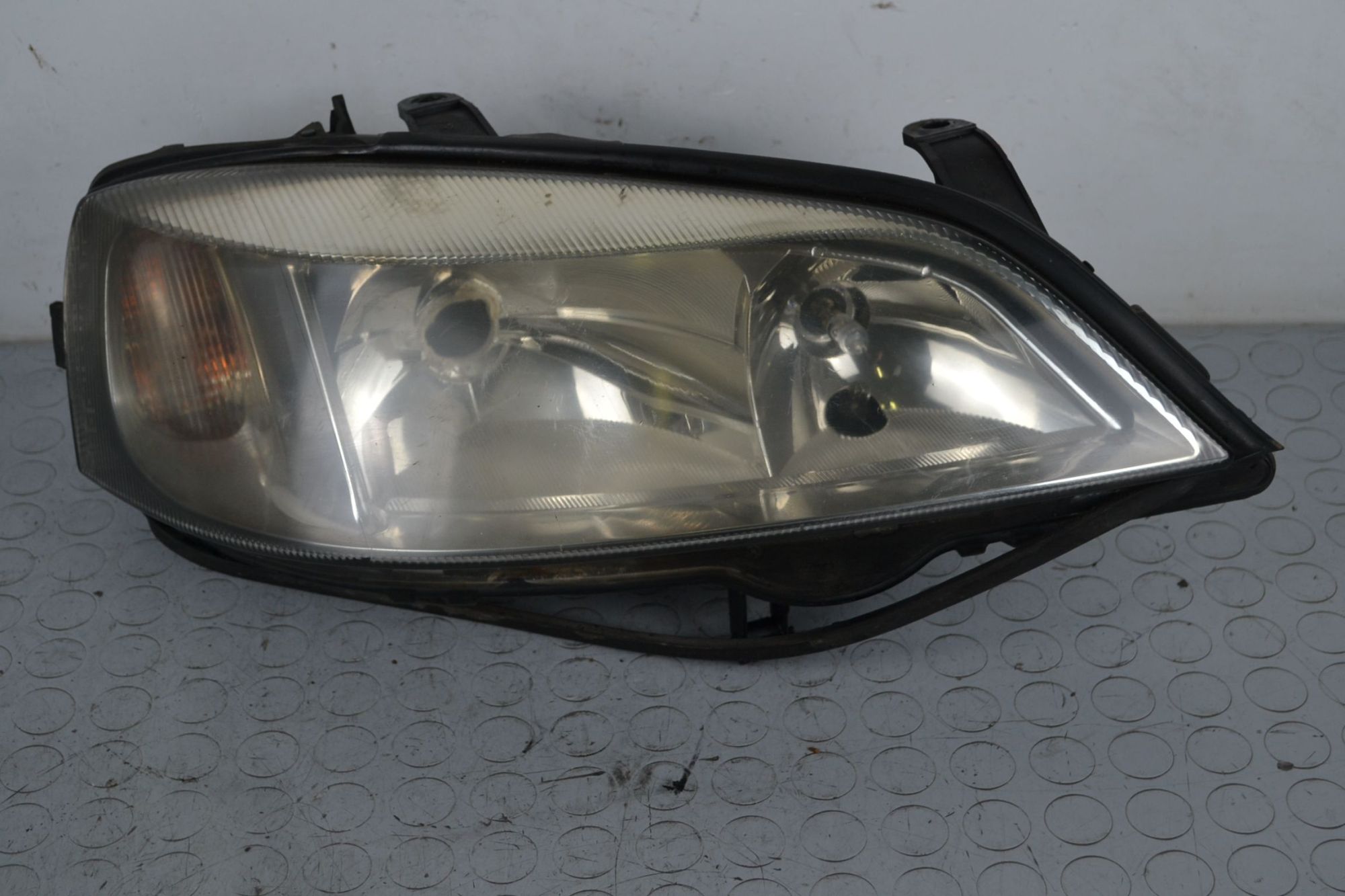 Faro Anteriore DX Opel Astra G dal 1998 al 2004 Cod 93175369  1699631970395