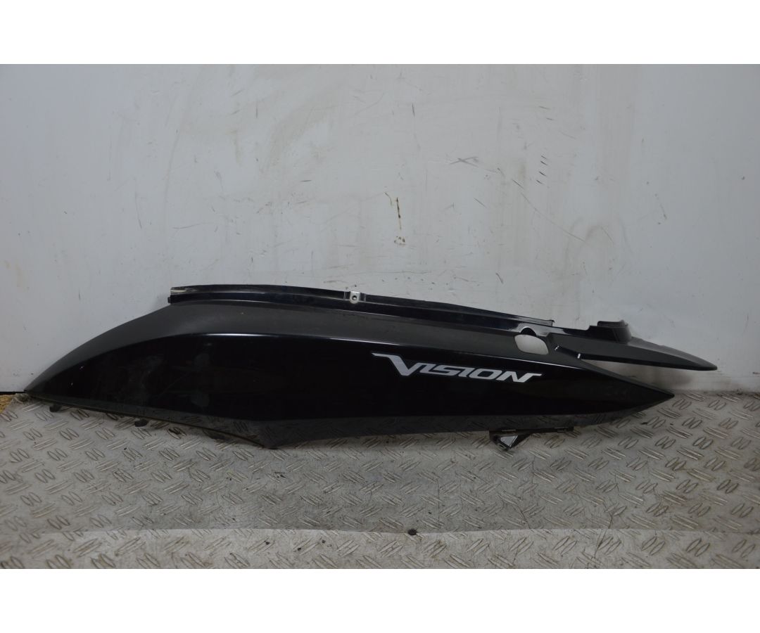 Carena Fianchetto Posteriore Sinistro Sx Honda Vision 110 dal 2011 al 2017  1700216662281