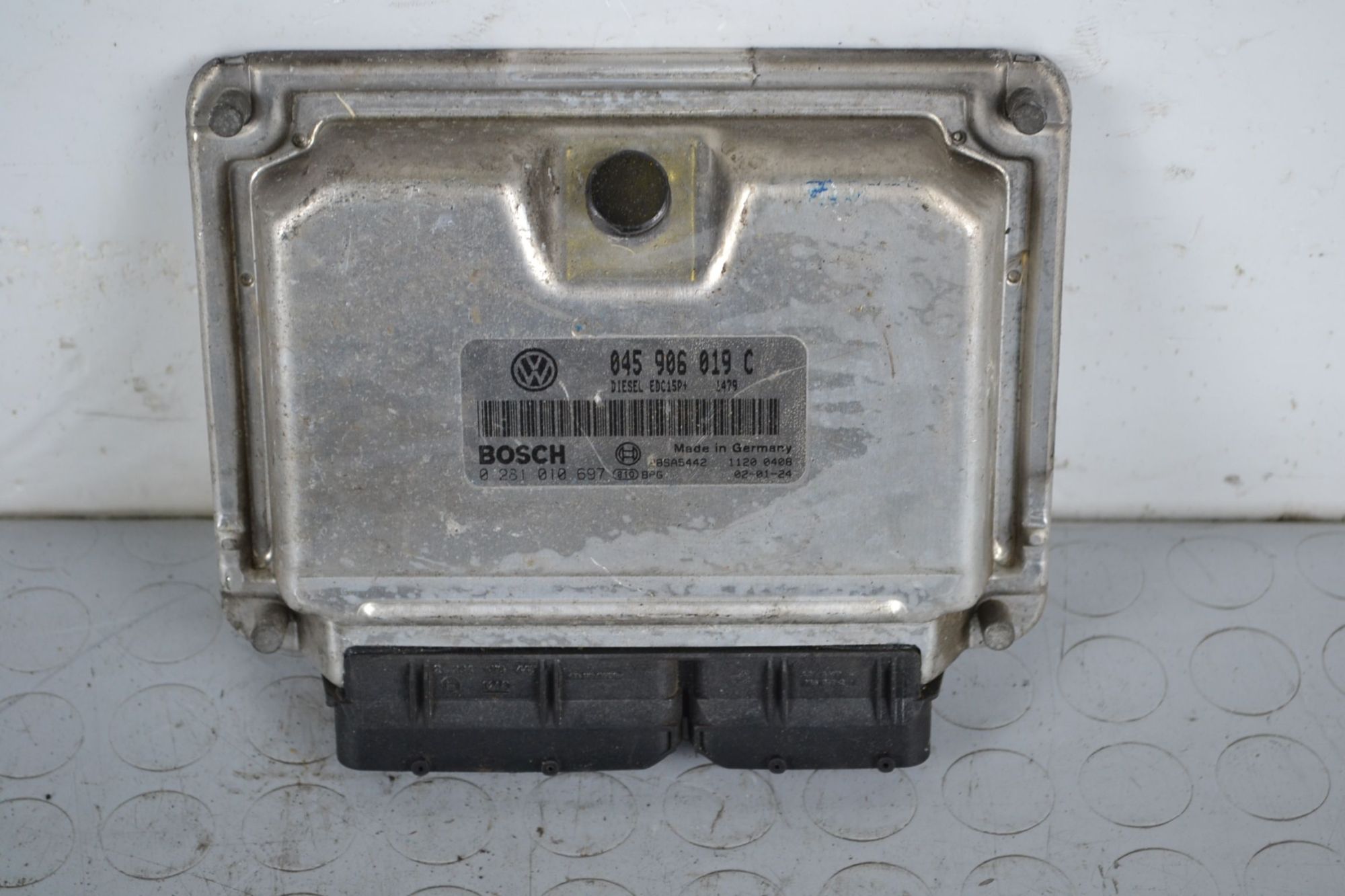 Centralina ECU Volkswagen Polo 9N dal 2001 al 2005 Cod 045906019c  1701333443579