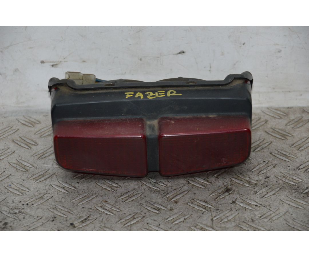 Fanale Stop posteriore Yamaha Fazer 600 FZS Dal 1998 al 2001  1701357363839