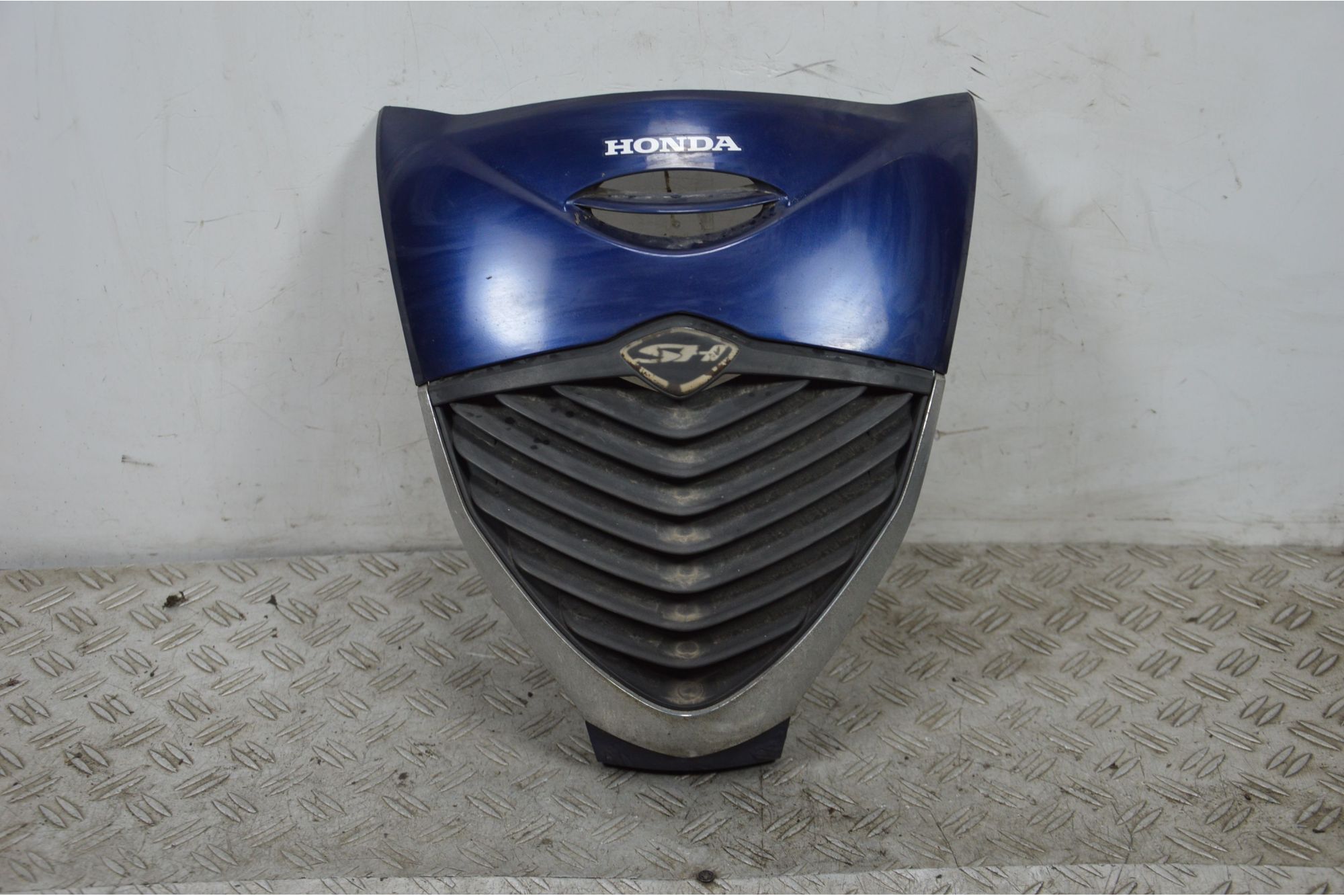 Carena Scudetto Anteriore Honda SH 150 ie Dal 2005 Al 2008  1701698808402