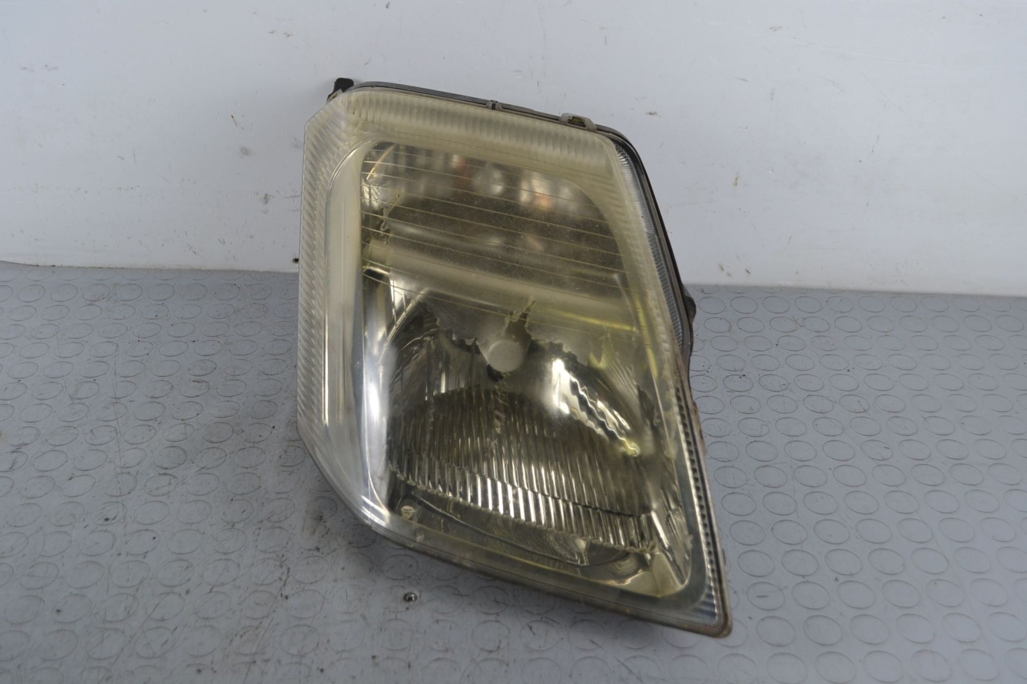 Faro Anteriore DX Citroen C2 dal 2002 al 2009  1702307628626