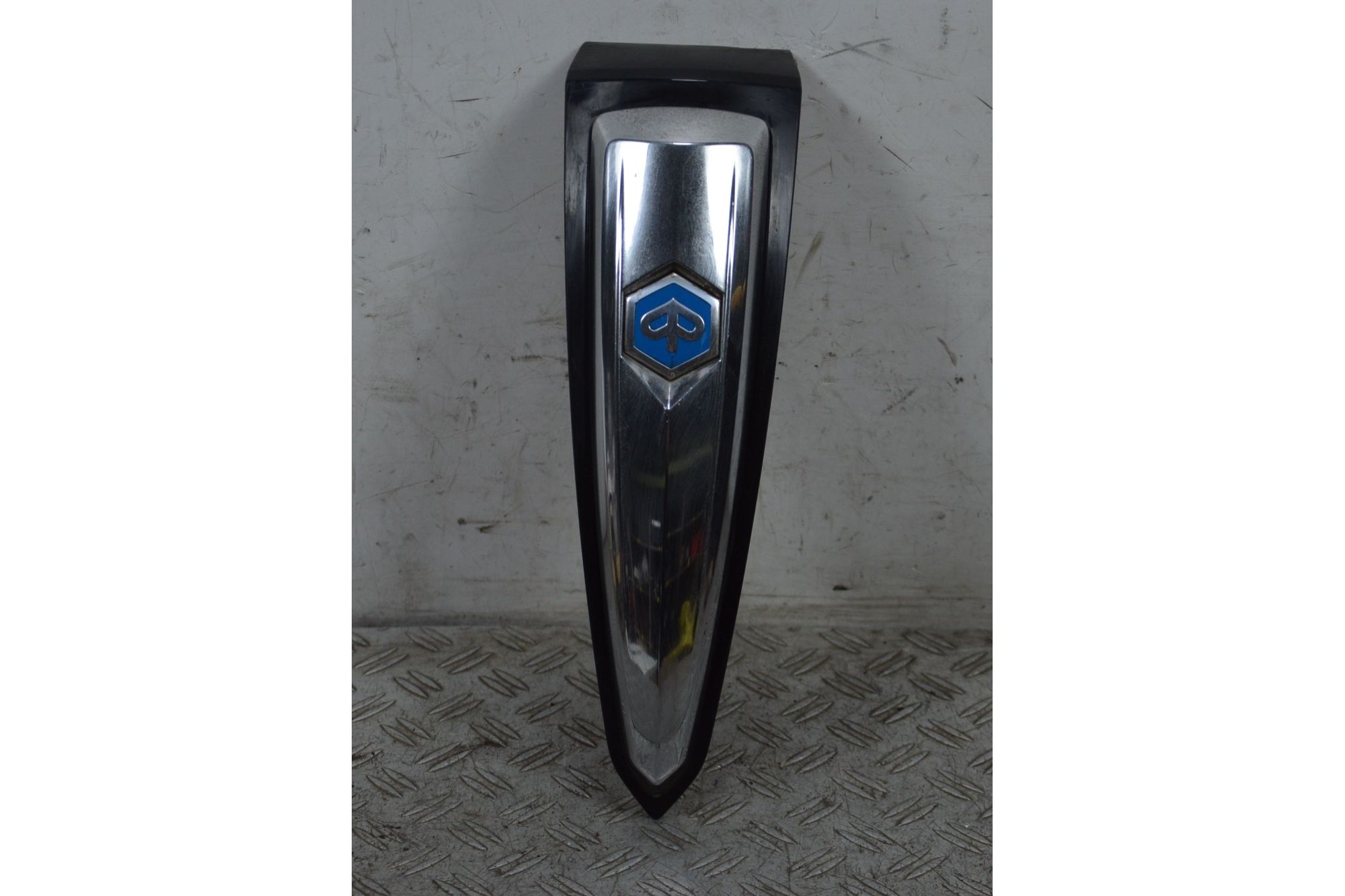 Carena Scudetto Anteriore Piaggio Liberty 50 S I-Get Del 2020 COD 1B001376  1702630069790