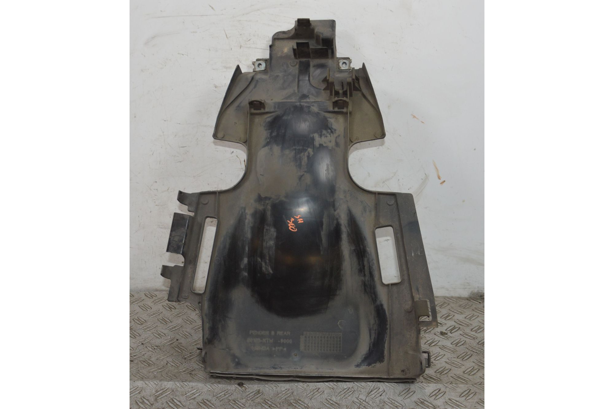 Carena Sottopedana Posteriore Honda SH 300 dal 2006 al 2010 COD 80105-KTW-9000  1704273689250