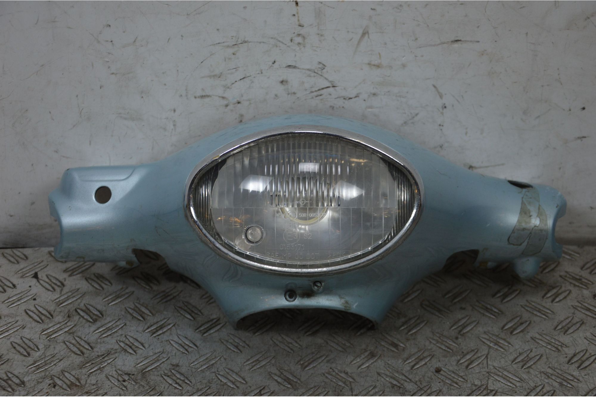 Carena Portafaro Con Faro Piaggio Vespa ET2 / ET4 125 Dal 2005 al 2011 COD Piaggio 427300  1704367999708